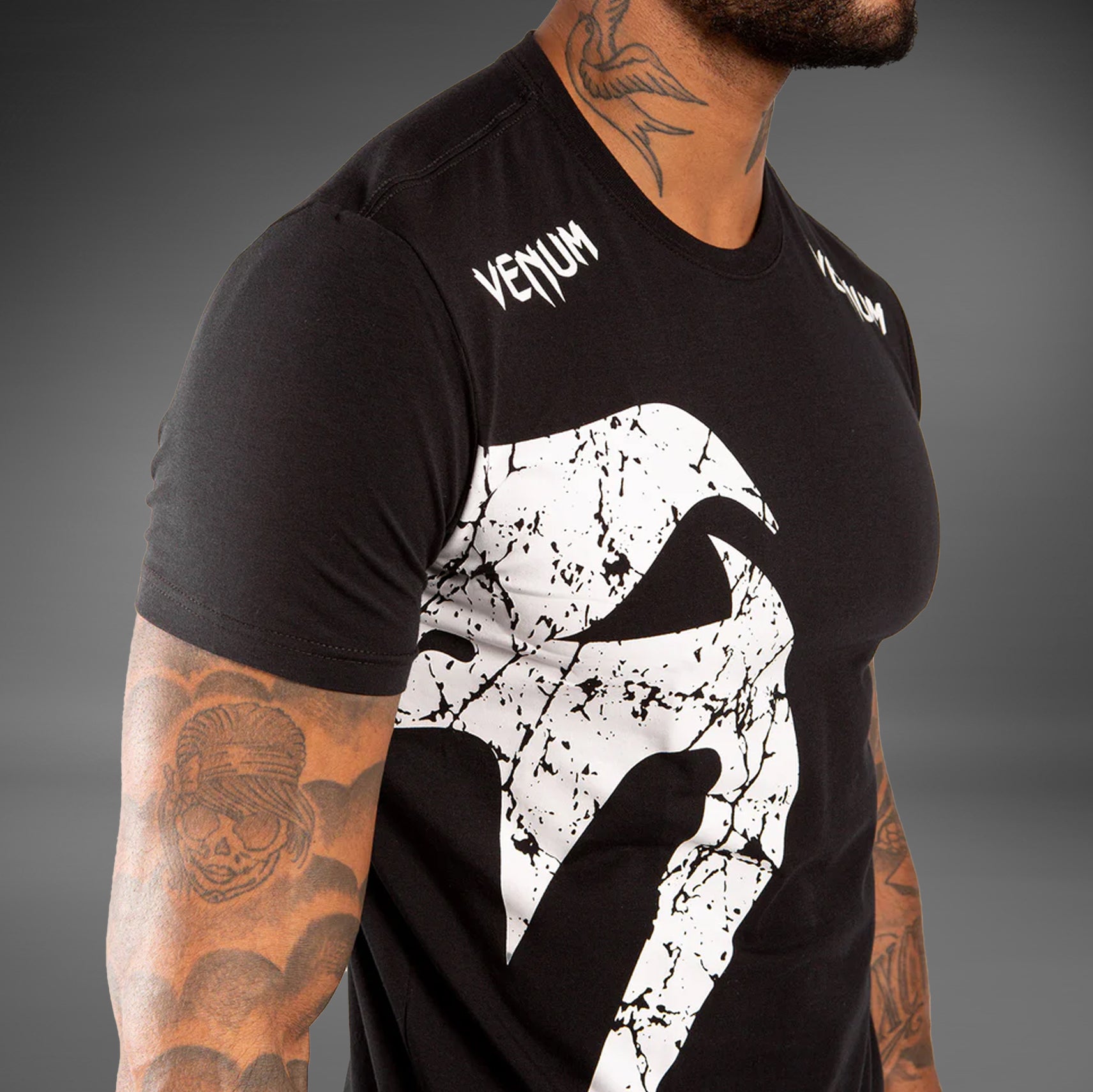 Venum Giant T-shirt - Black - Venum Asia