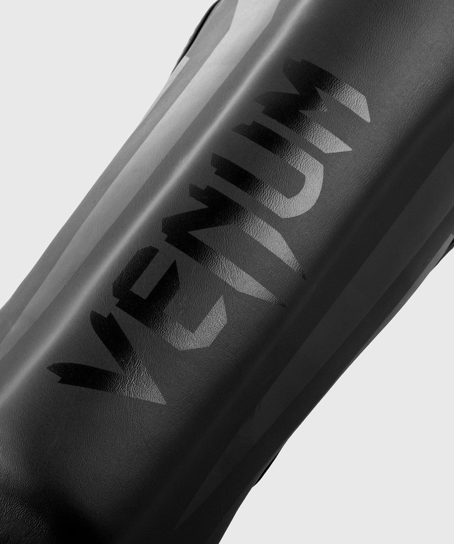 Venum Elite Shin Guards Kids - Exclusive - Black/Black