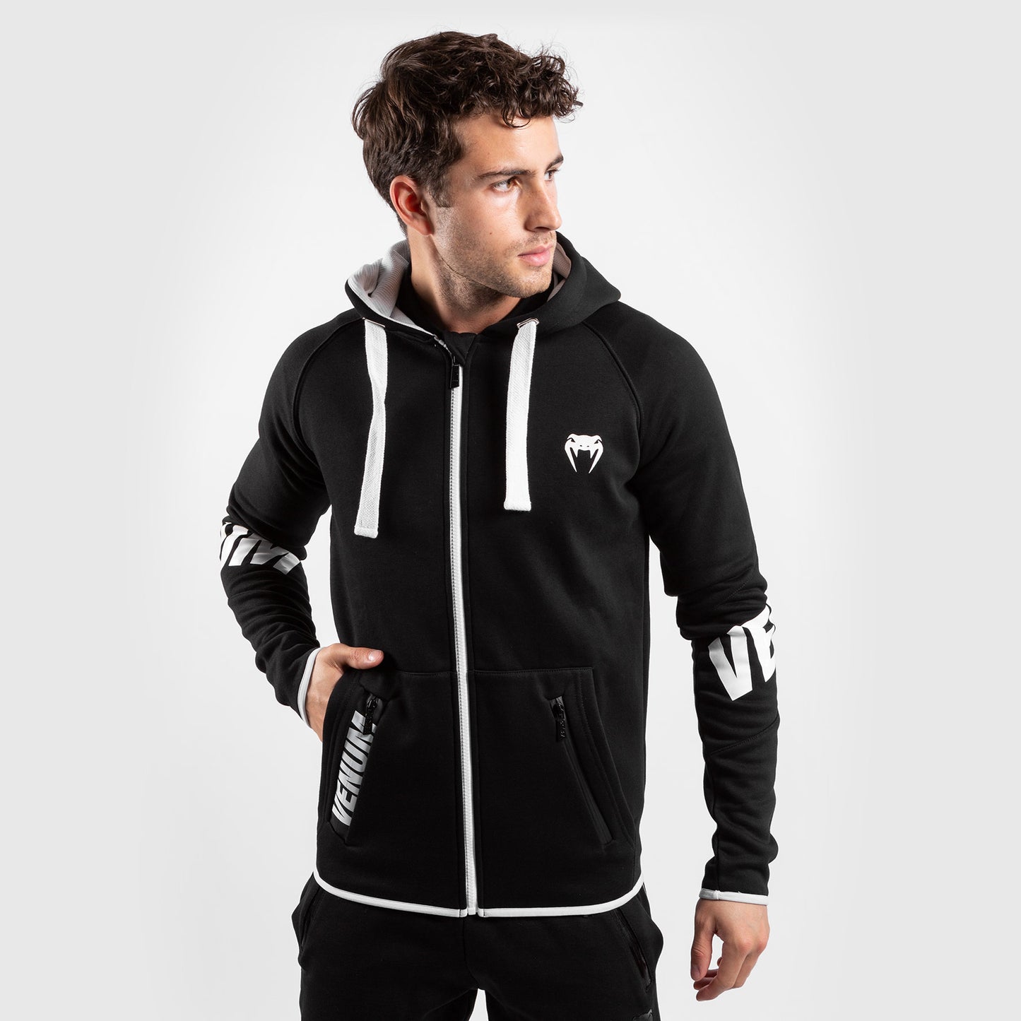 Venum Contender 3.0 Hoodie - Black
