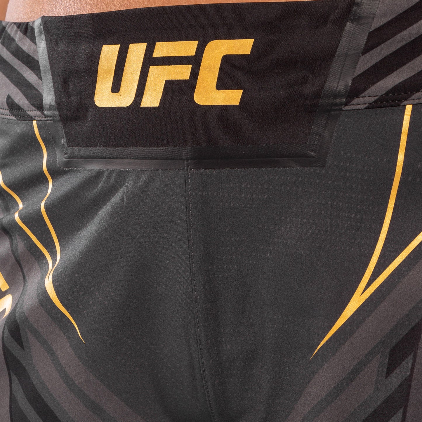 UFC Venum Authentic Fight Night Women's Shorts - Short Fit - Champion