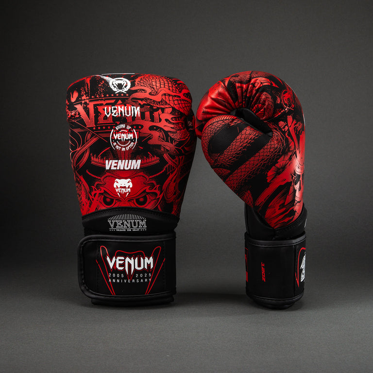 Venum 20th Anniversary Boxing Gloves - Black/Red - Venum Asia