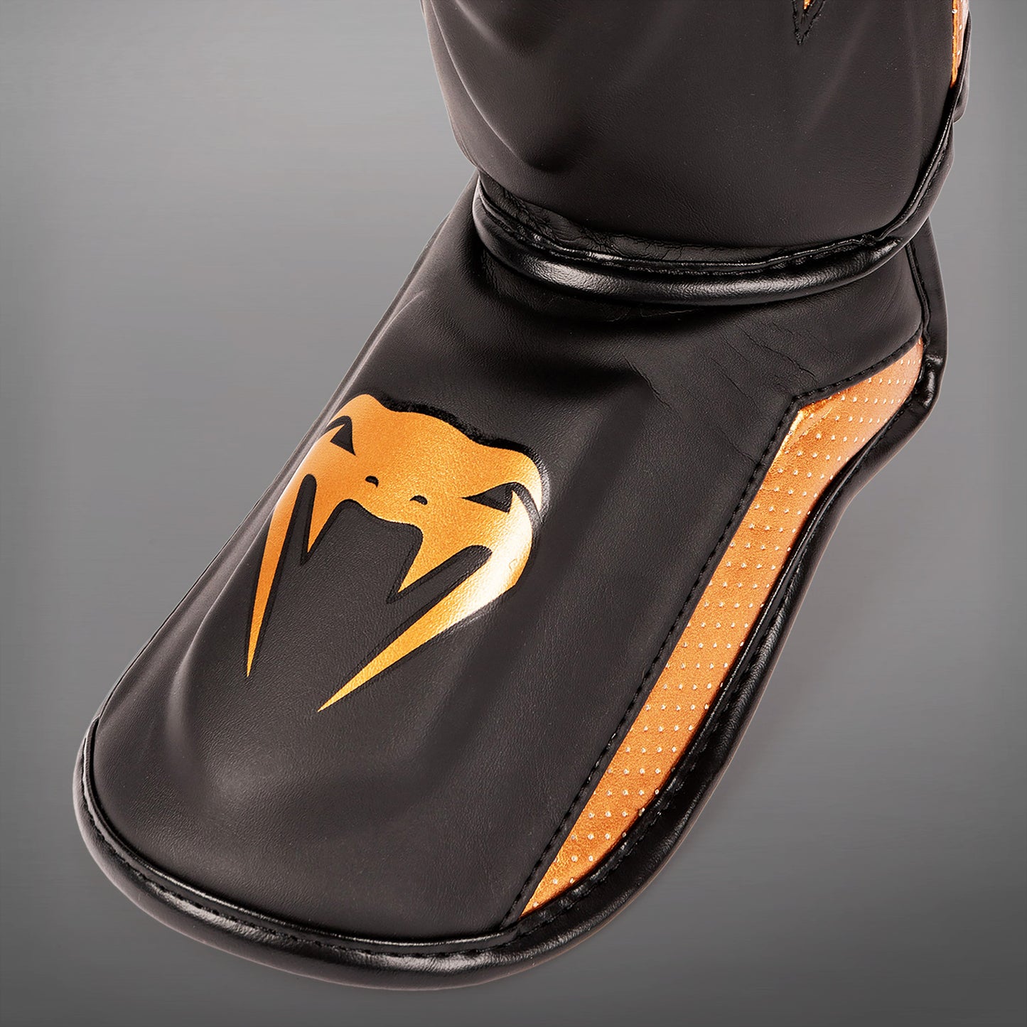 Venum Elite Evo Shinguards - Black/Bronze