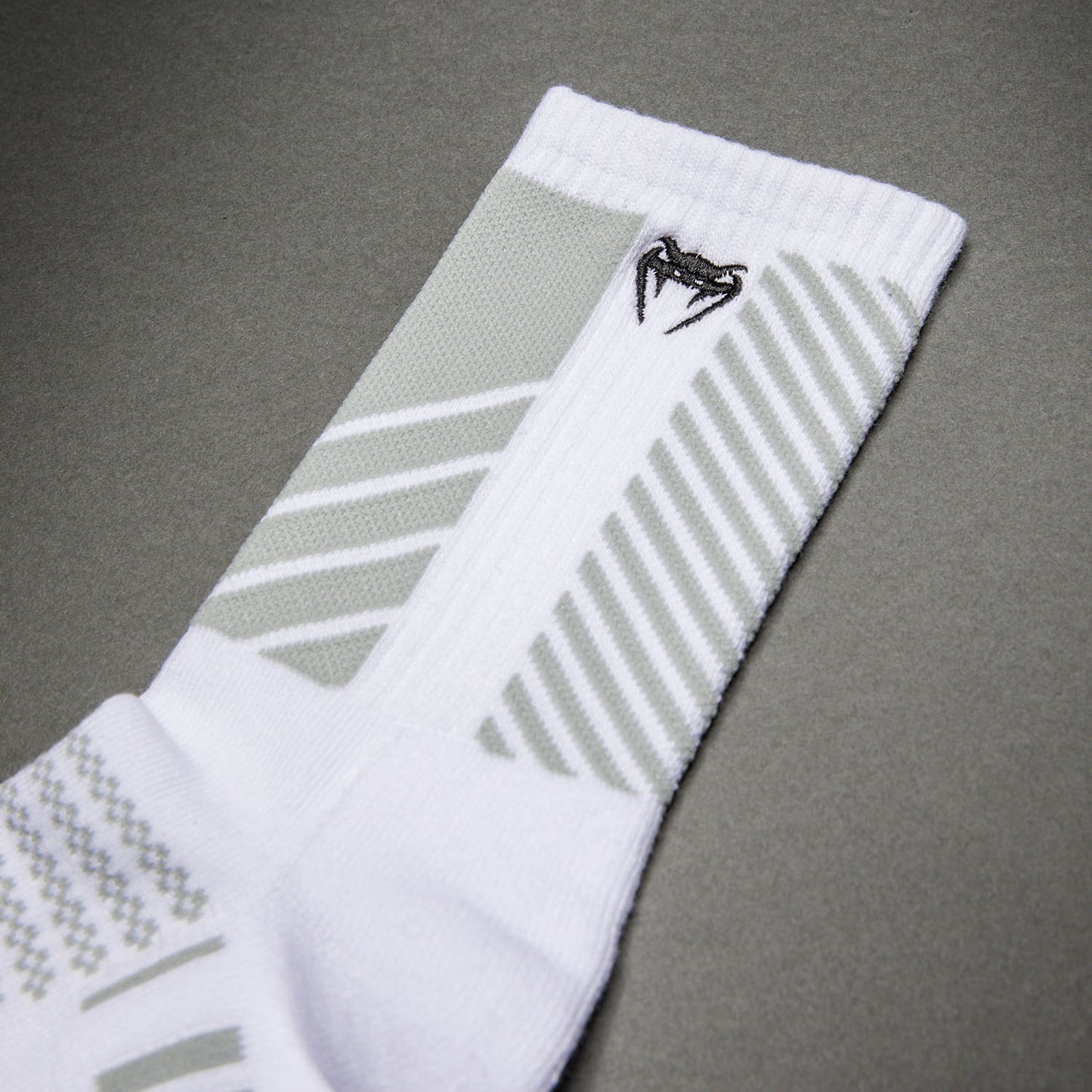 Venum Vector Crew Socks - White/Grey