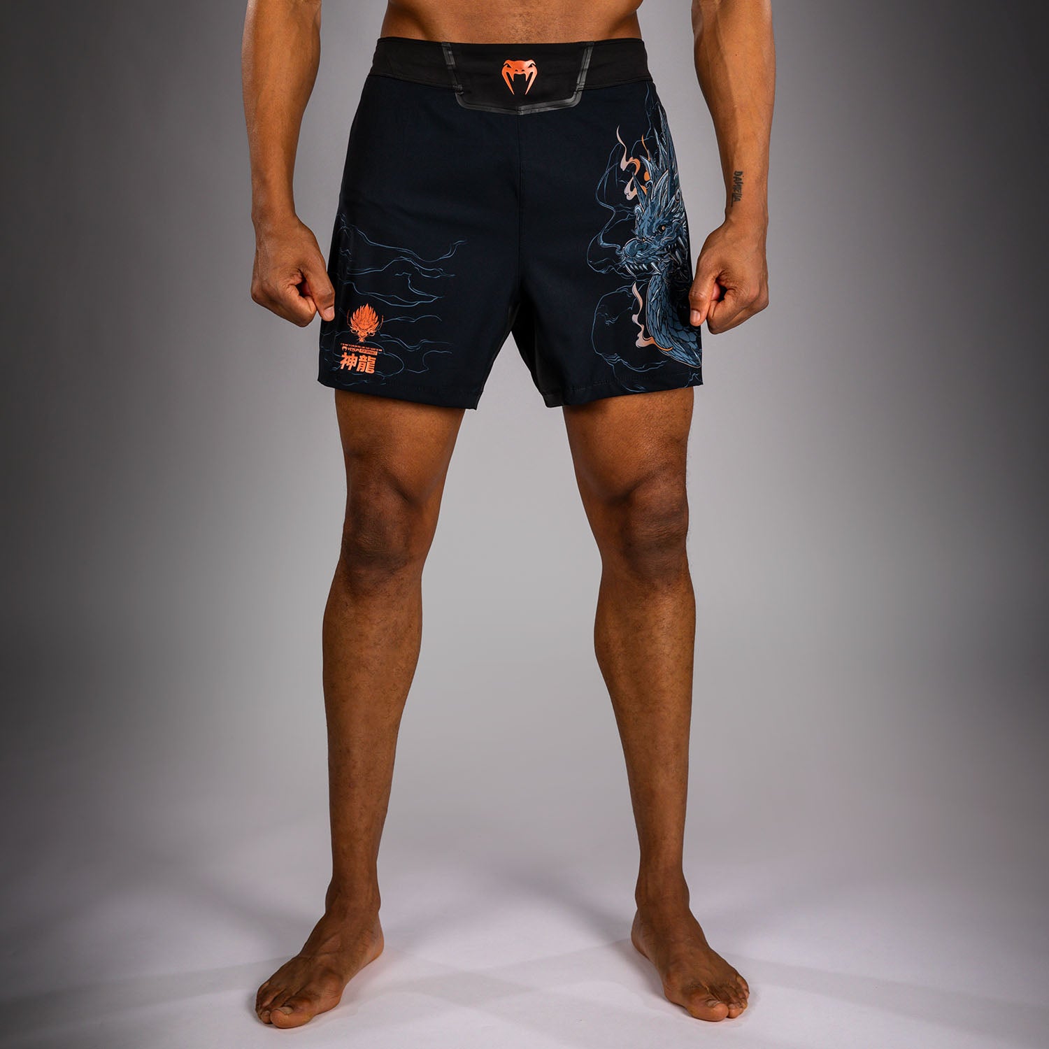 FUC　dragonshorts Venum Thunder Dragon Fightshorts - Black/Grey/Copper - Venum Asia