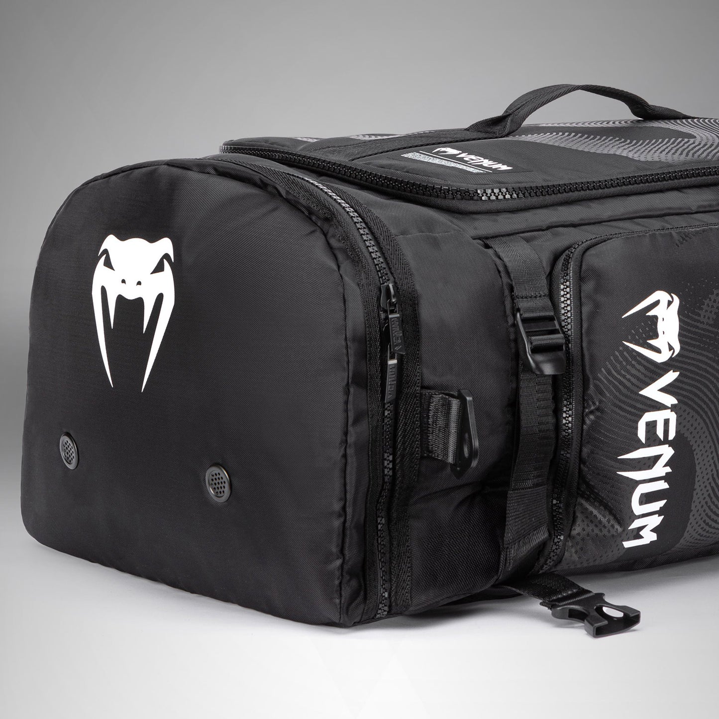 Venum Shockwave Convertible Sports Bag (60L) - Black