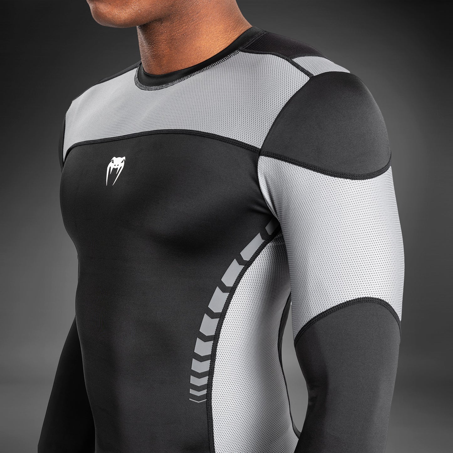 Venum Tempest Men's Long Sleeve Rashguard - Black/Grey