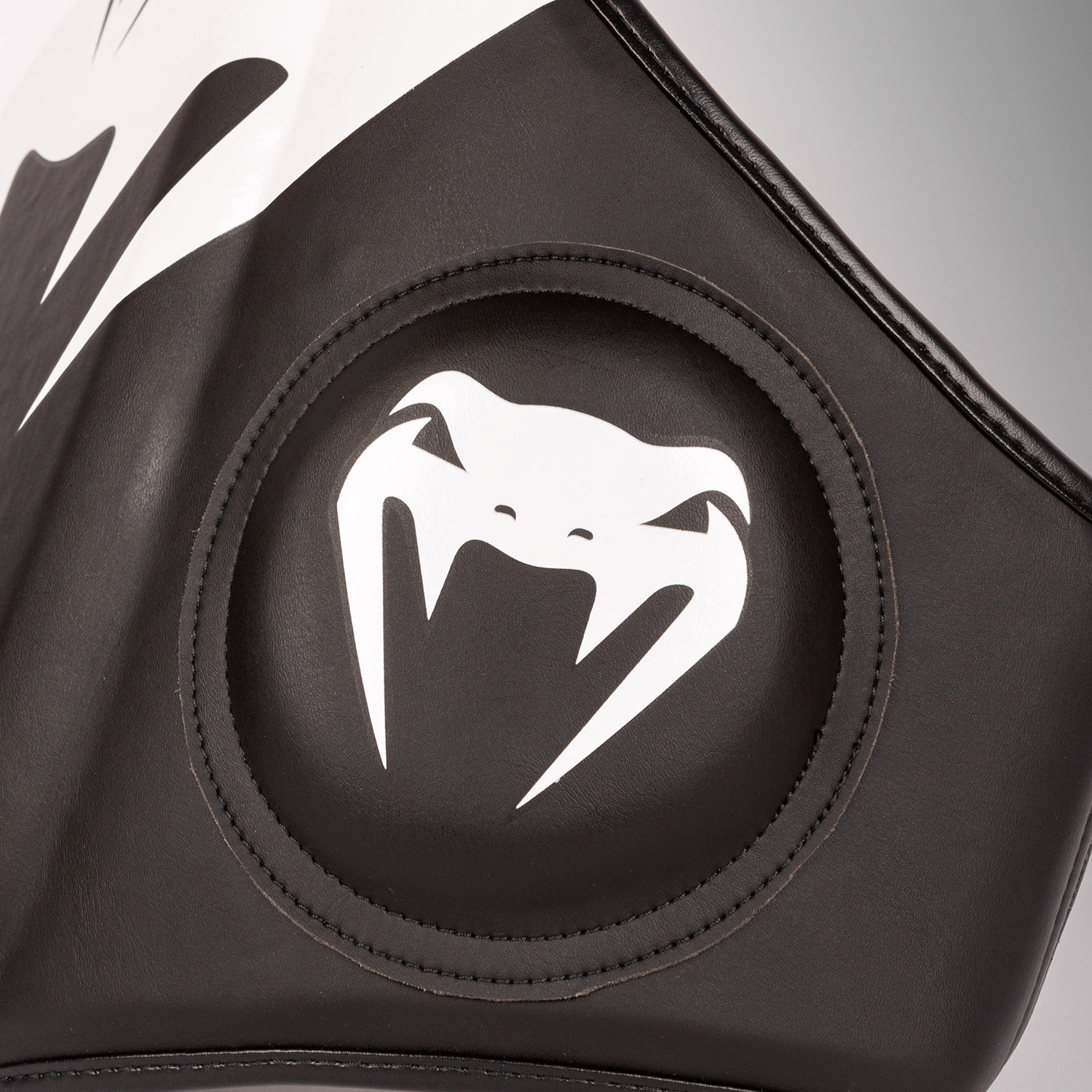 Venum Elite Belly Protector - Black/White - Venum Asia