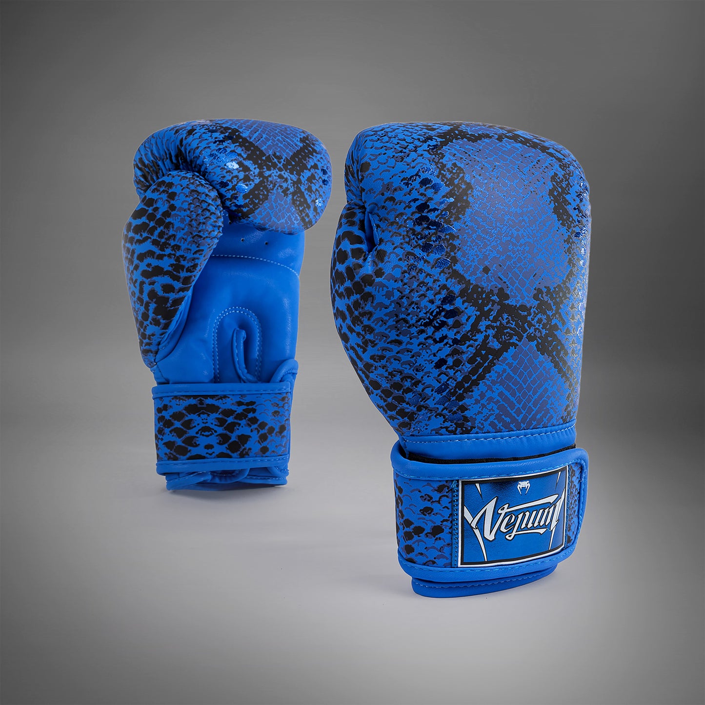 VENUM Amazonia Boxing Gloves - Ultramarine Blue