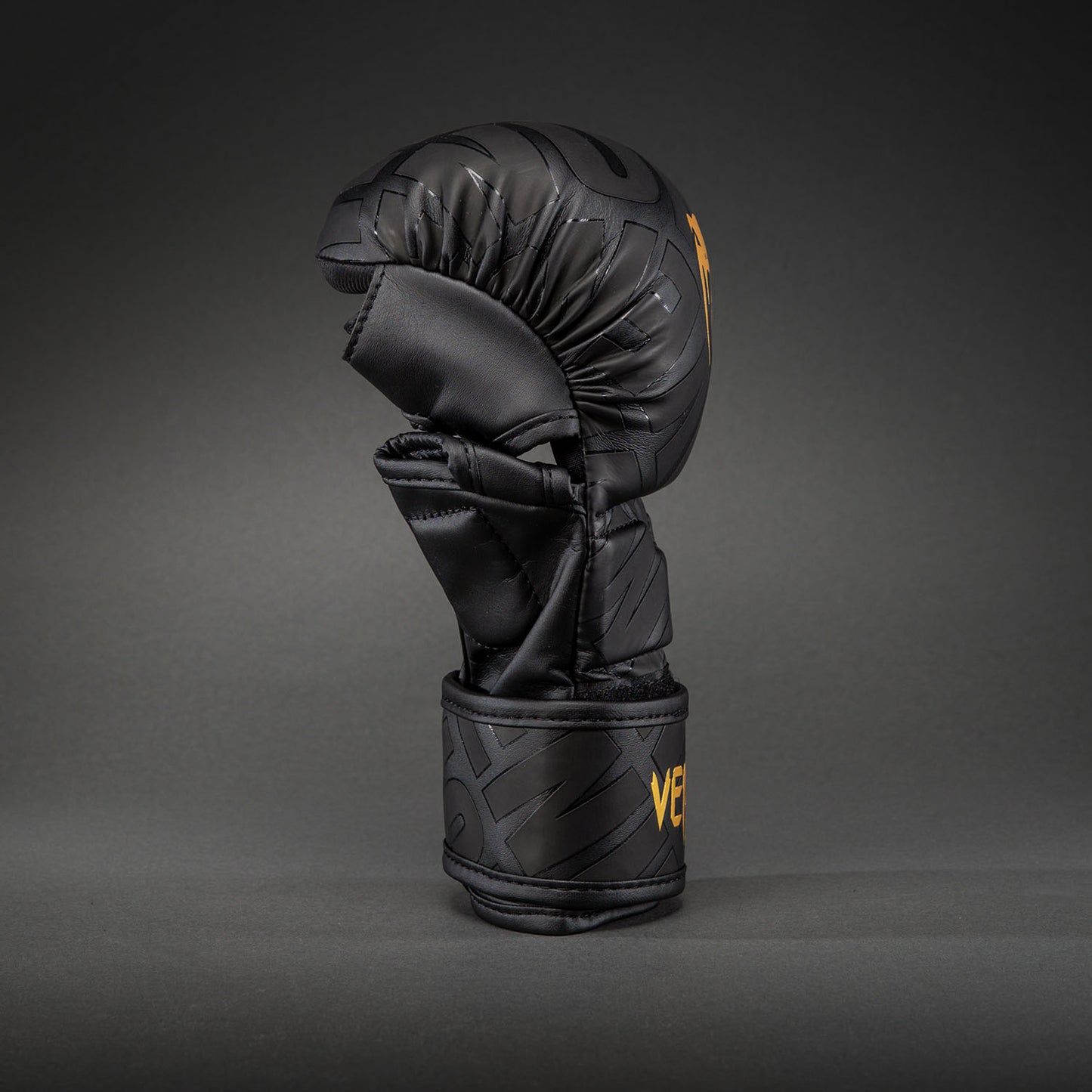 Venum Contender 1.5 XT 3D Sparring Gloves - Black/Gold