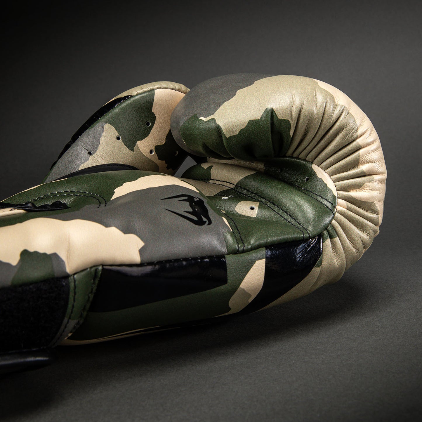 Venum Elite Camo Boxing Gloves - Khaki/ Off-White