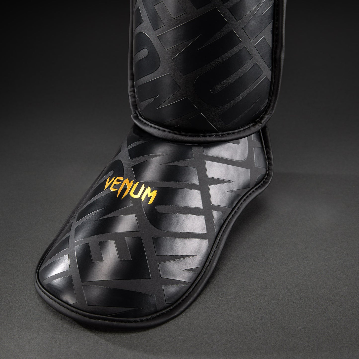 Venum Contender 1.5 XT 3D Shin Guards - Black/Gold