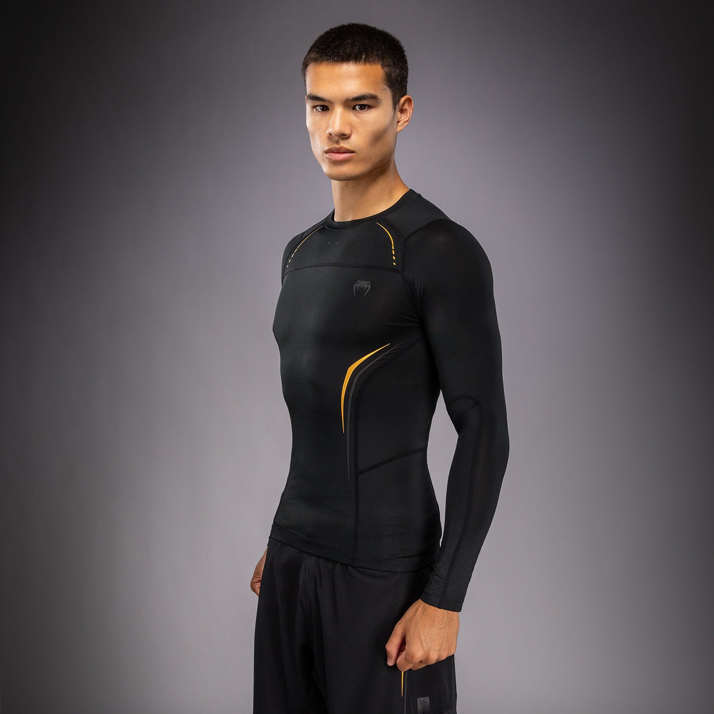 Venum G-Core Long Sleeve Rashguard - Black/Gold