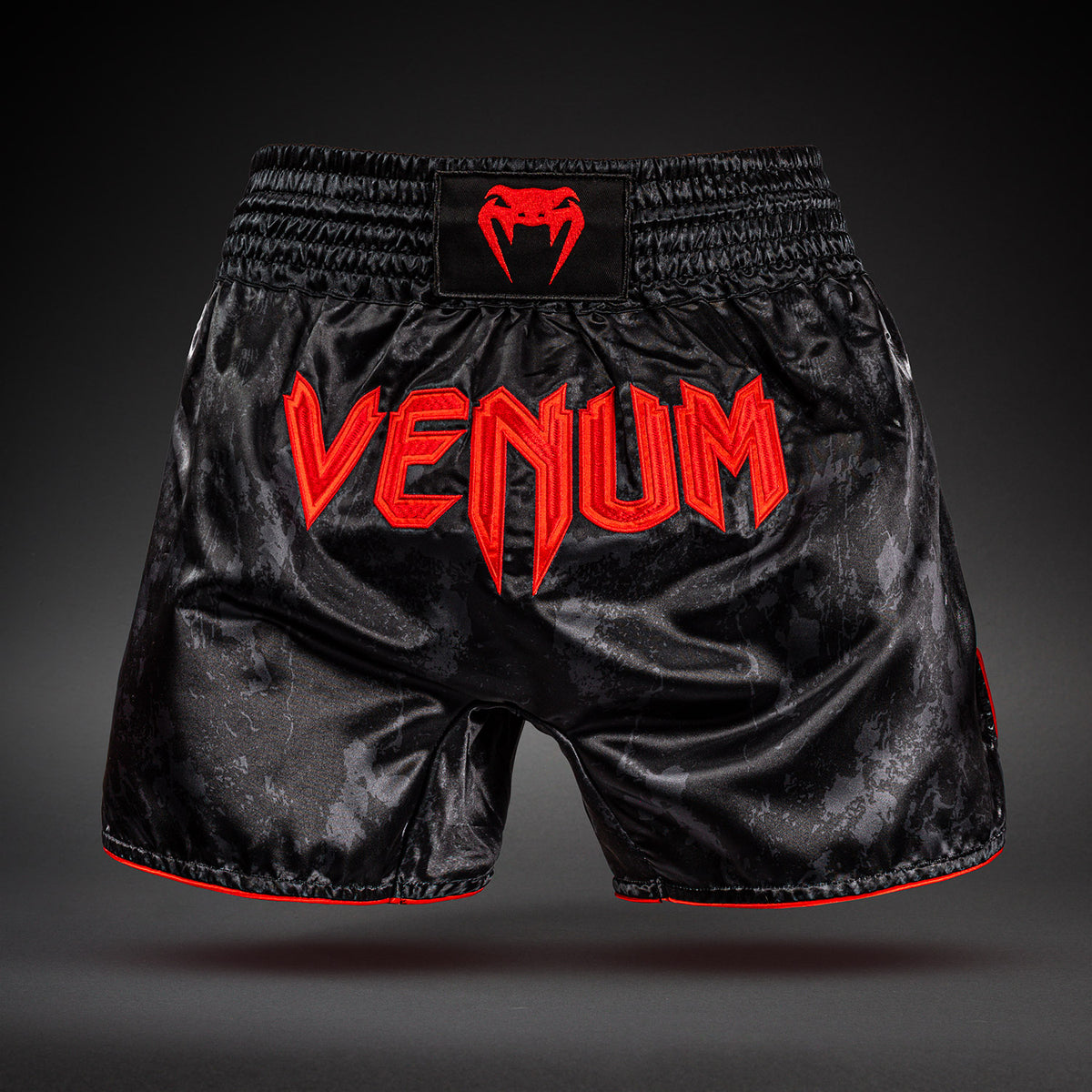 Venum x Batman Muay Thai Shorts - Black/Red
