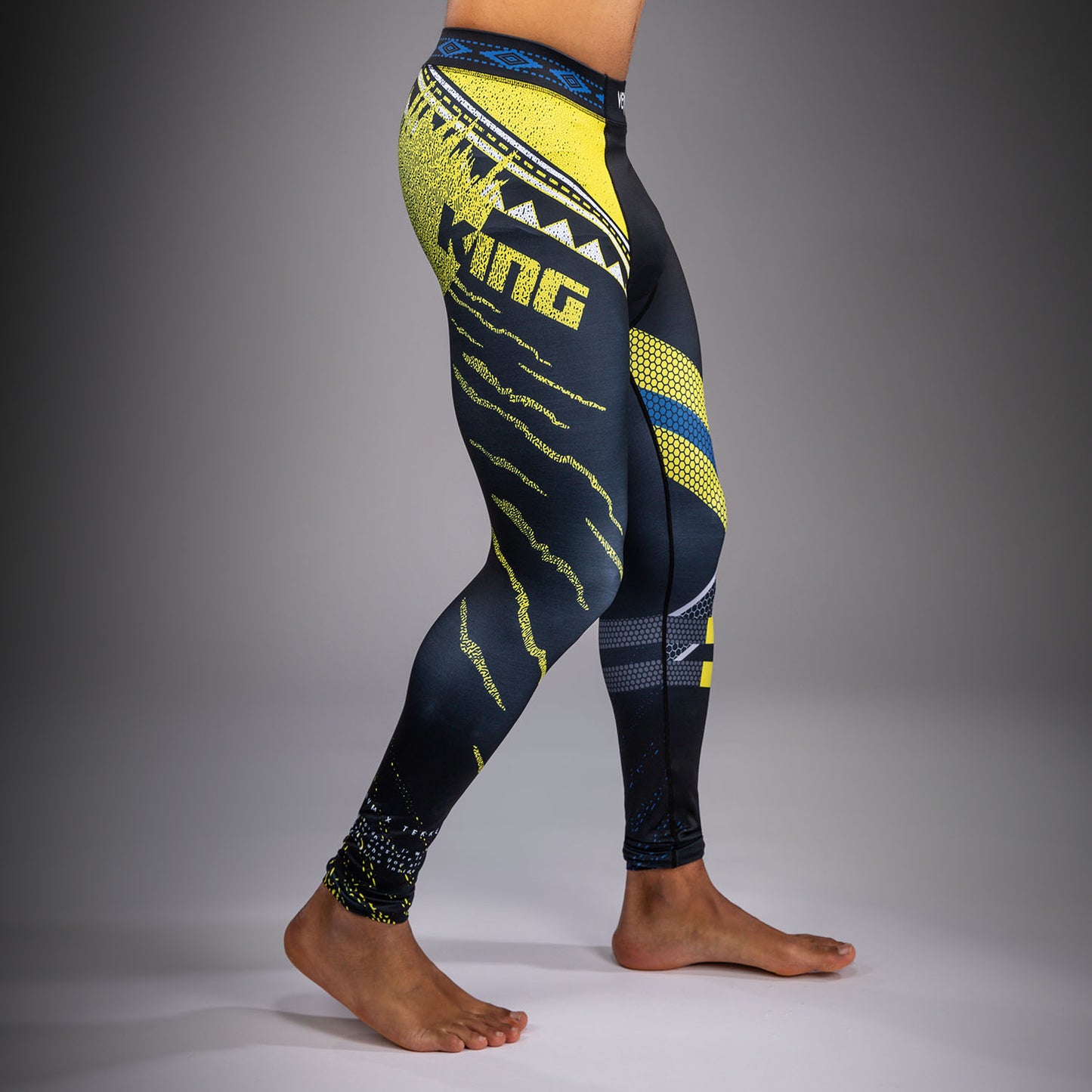 Venum x TEKKEN 8 Spats - King - Black/Yellow