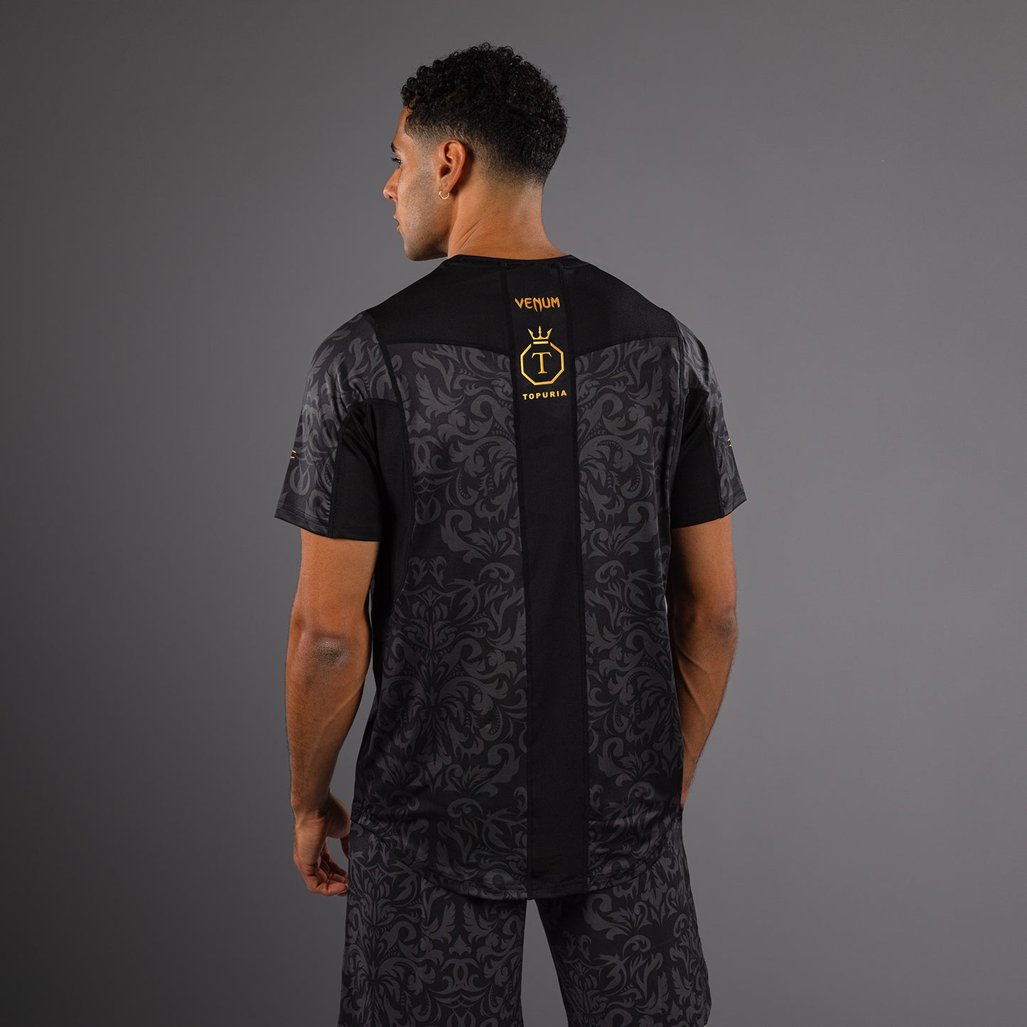 Venum x Topuria Unmatched Edition Dry-Tech Shirt - Black/Gold