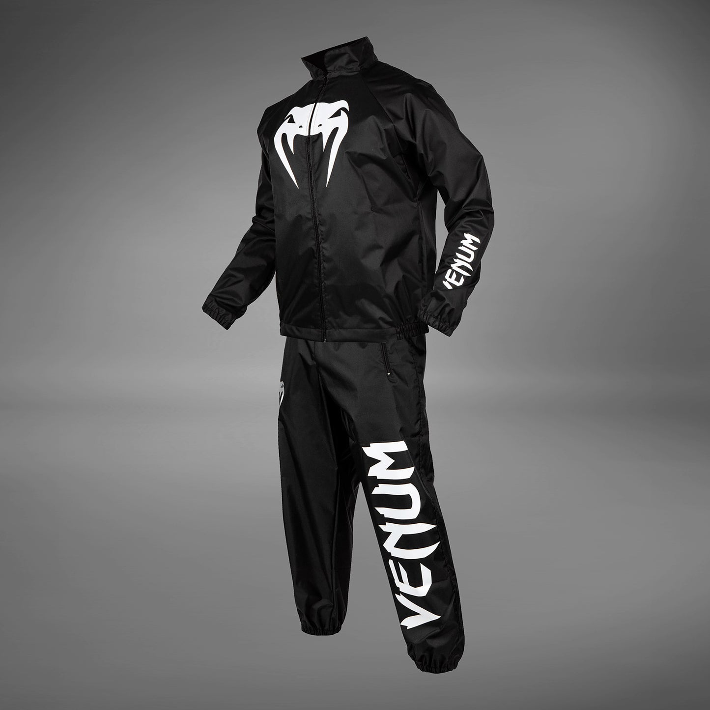 VENUM GIANT 3.0 BOXING GLOVES - NAPPA LEATHER - BLACK/ZILVER VENUM GIANT 3.0 BOXING GLOVES - NAPPA LEATHER - BLACK/ZILVER