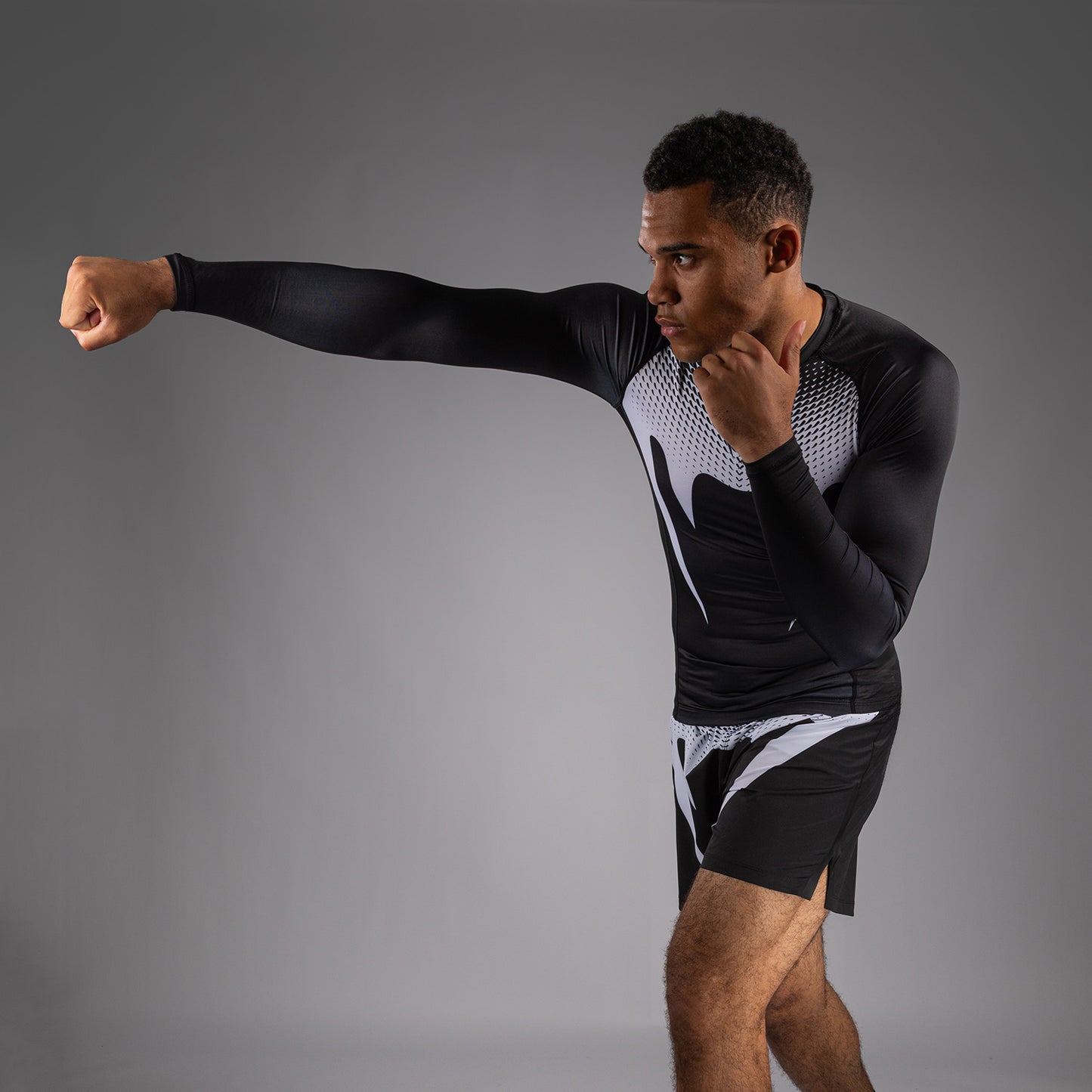 Venum No Gi Rashguards - Black/White