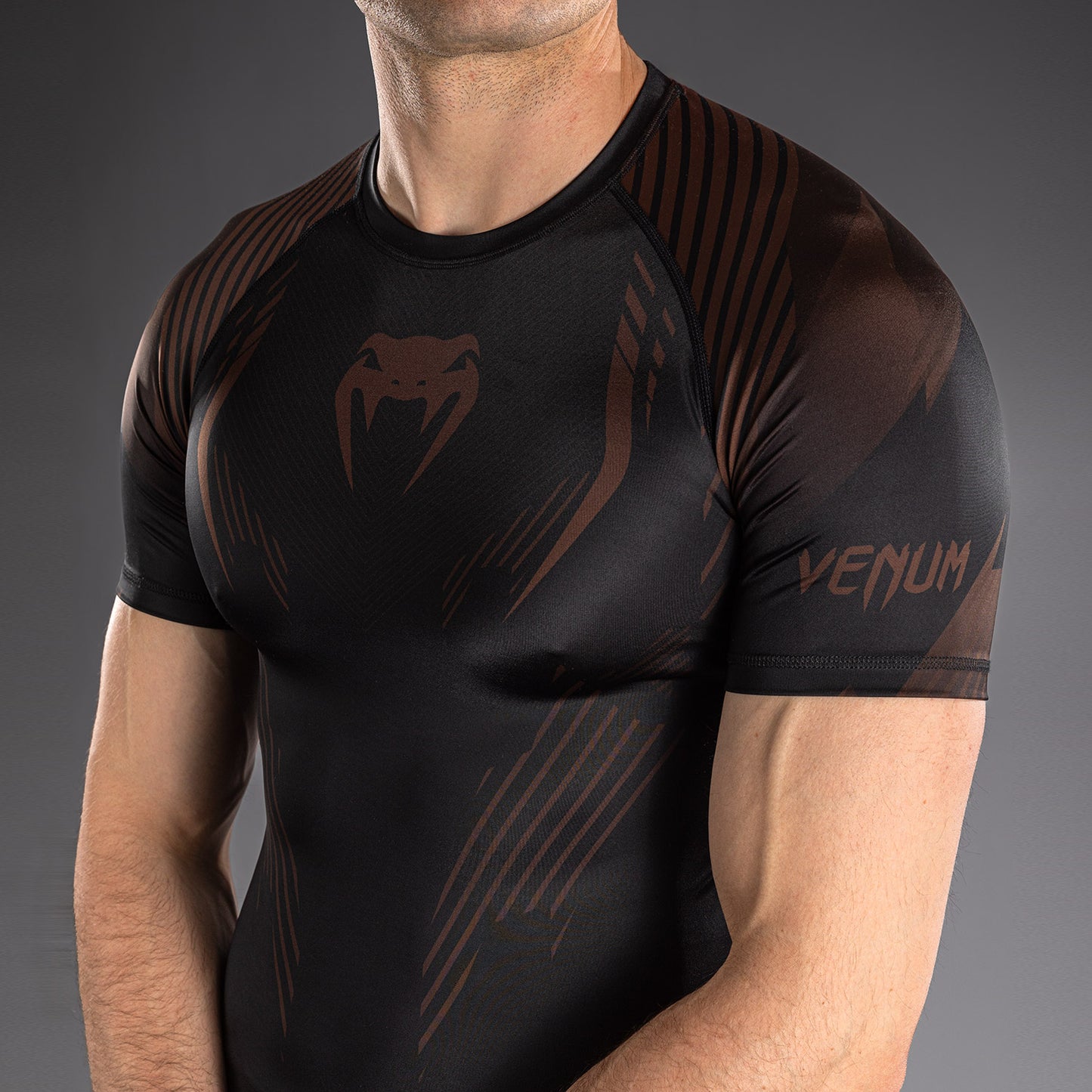 Venum No-Gi 6.0 Short Sleeve Rashguard - Black/Brown