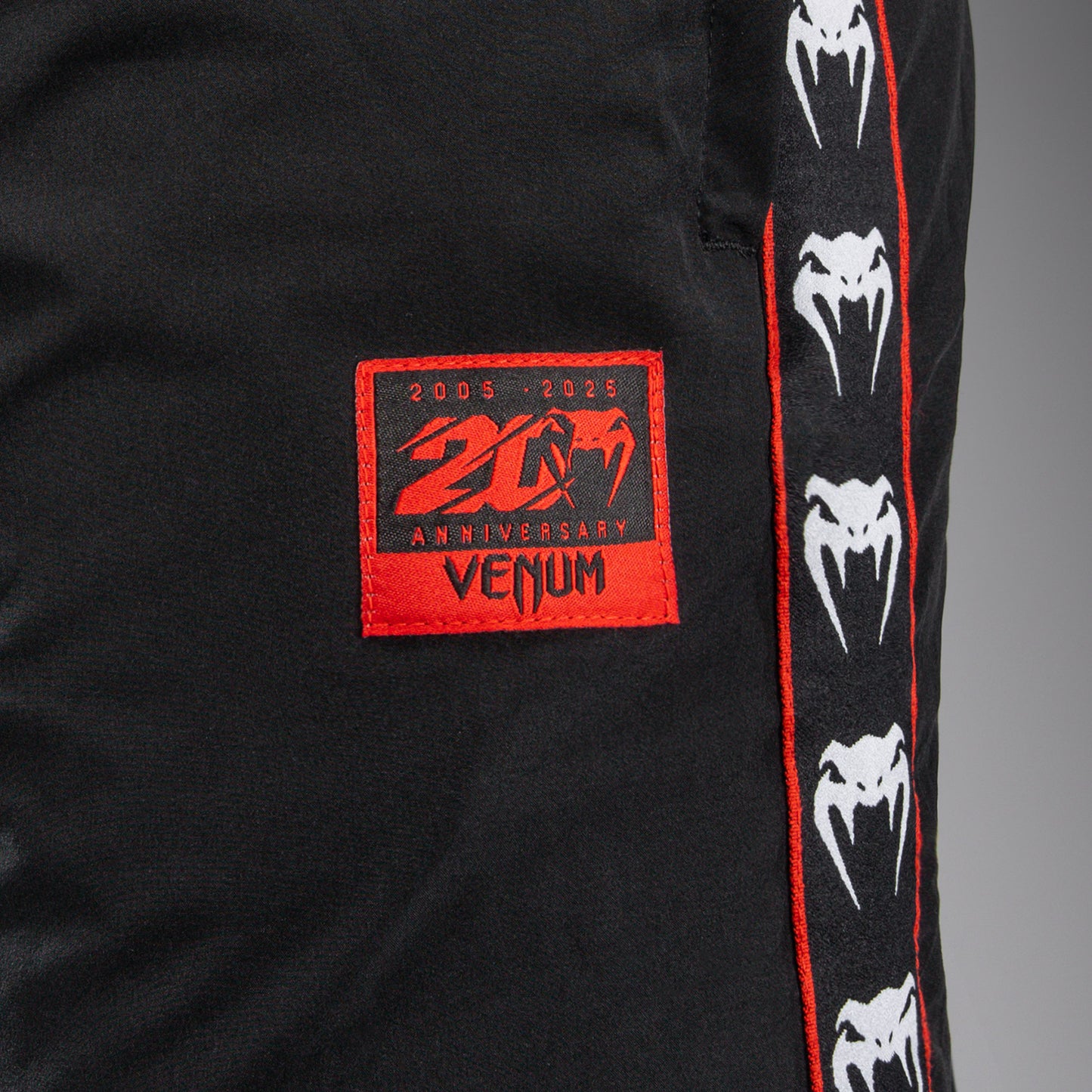 Venum 20th Anniversary Joggers - Black/Red