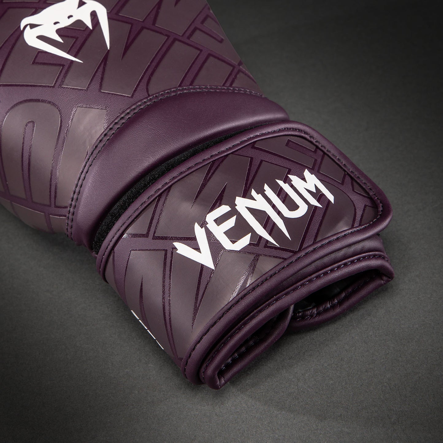Venum Contender 1.5 XT 3D Boxing Gloves - Dark Purple
