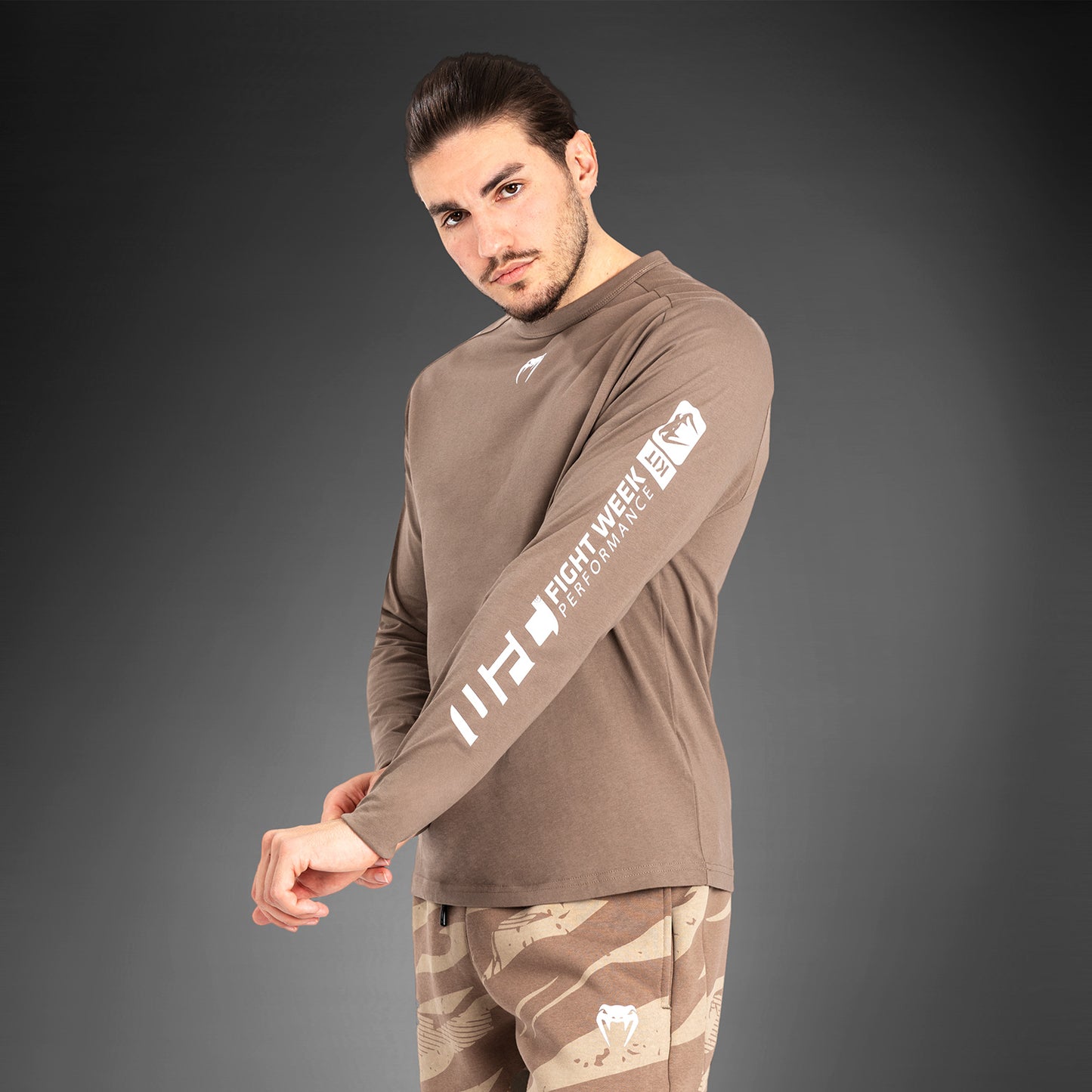 UFC Adrenaline by Venum Fight Week Men’s Long Sleeve T-Shirt - Bronze