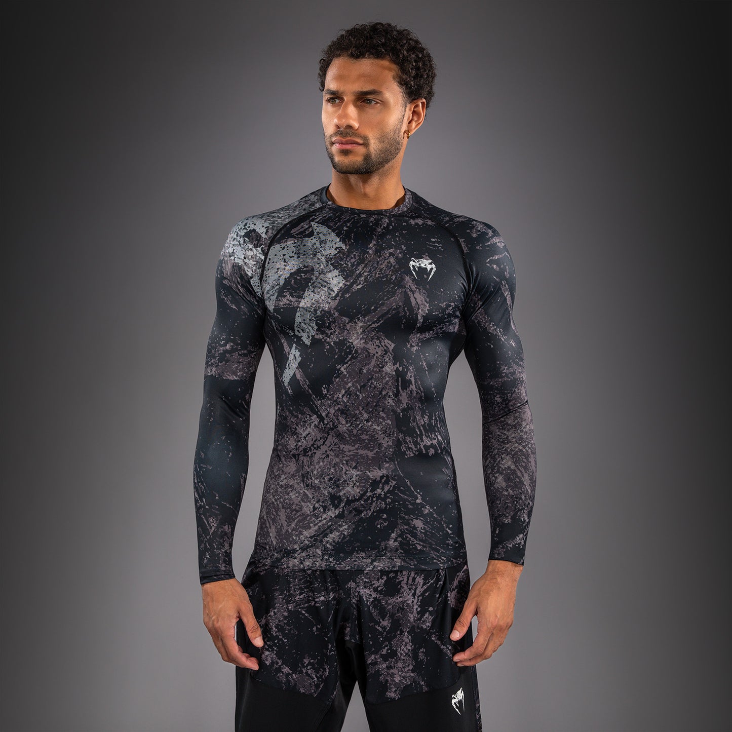 Venum Rage & Workout Long Sleeve Rashguard - Black/Grey