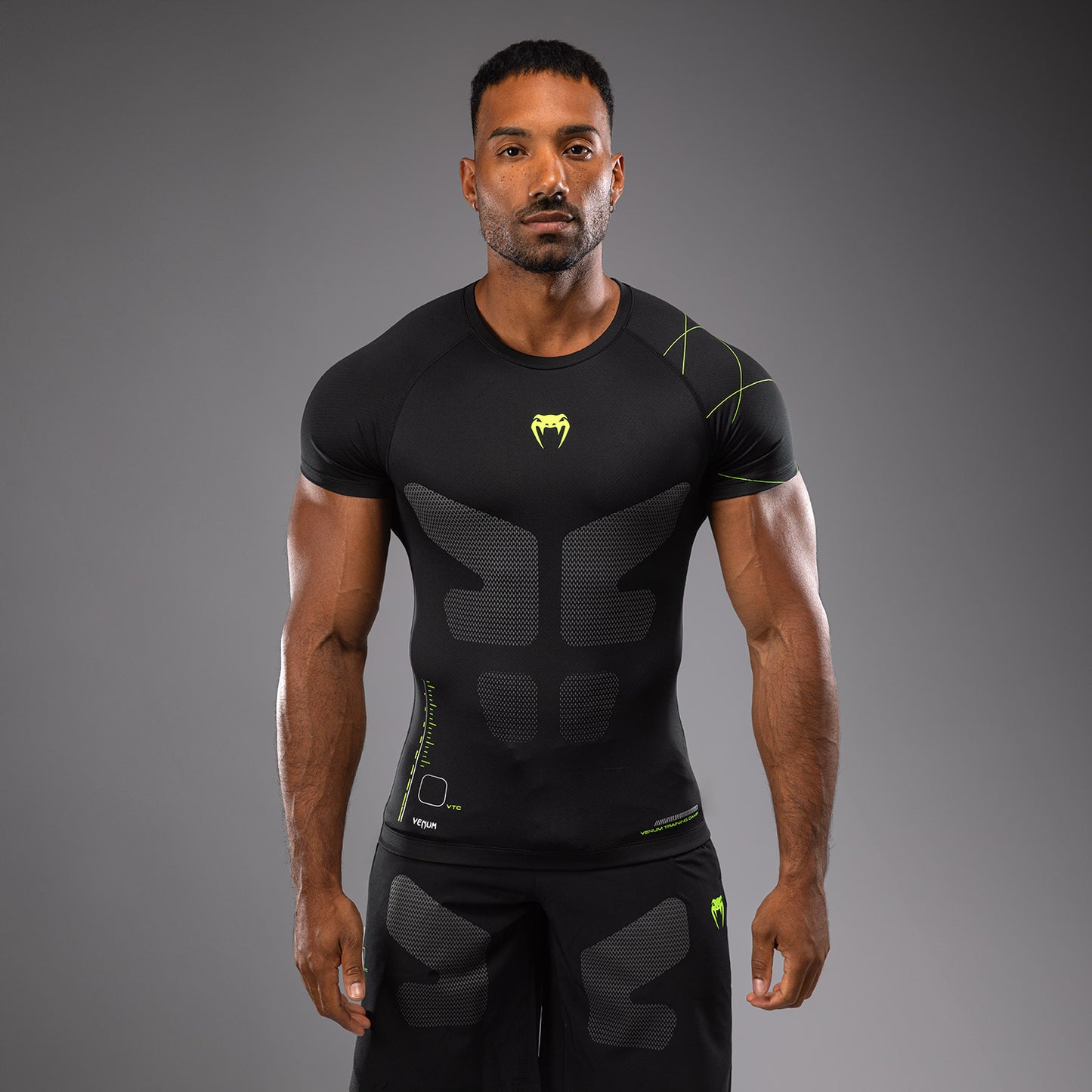 Venum Training Camp 4.0 Short Sleeve Rashguard - Black/Neon Green