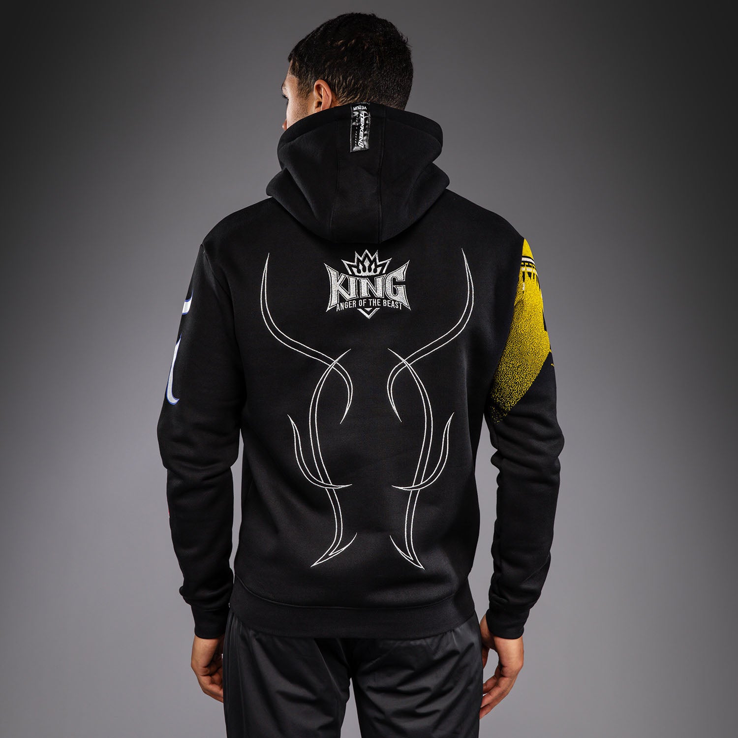 Venum x TEKKEN 8 Pullover Hoodie - King - Black/Yellow - Venum Asia