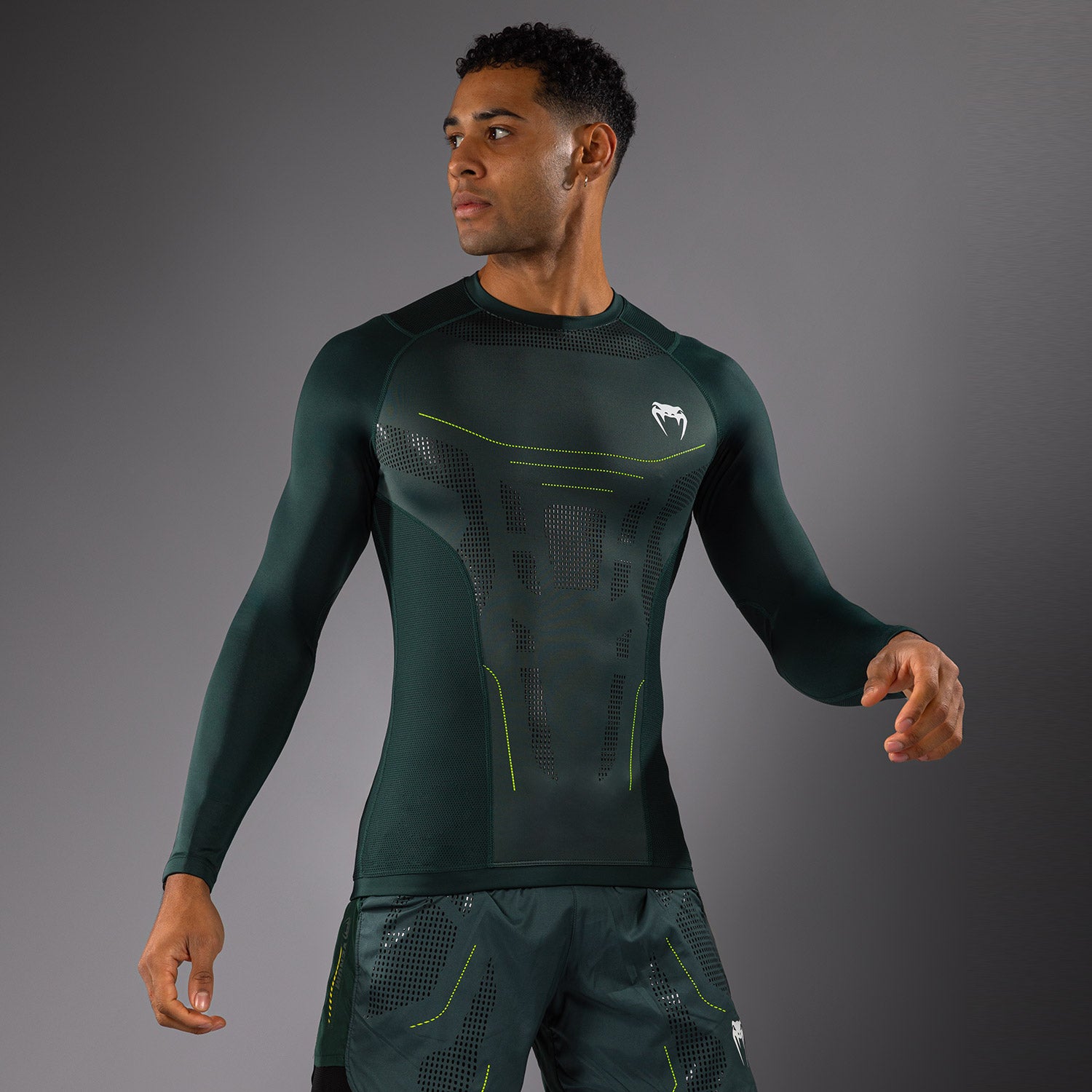 Venum Technical 3.0 Long Sleeve Rashguard - Forest Green