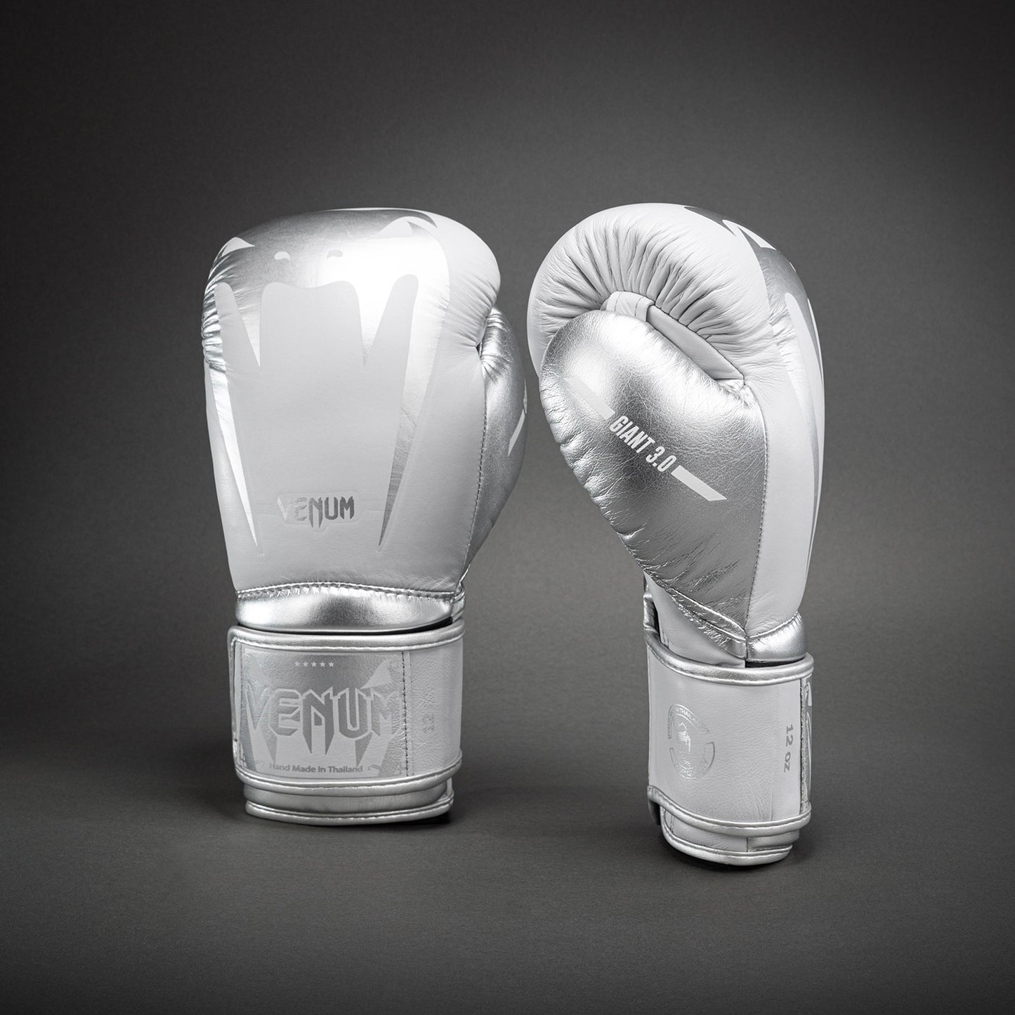 Venum Giant 3.0 Boxing Gloves - Grey/Silver