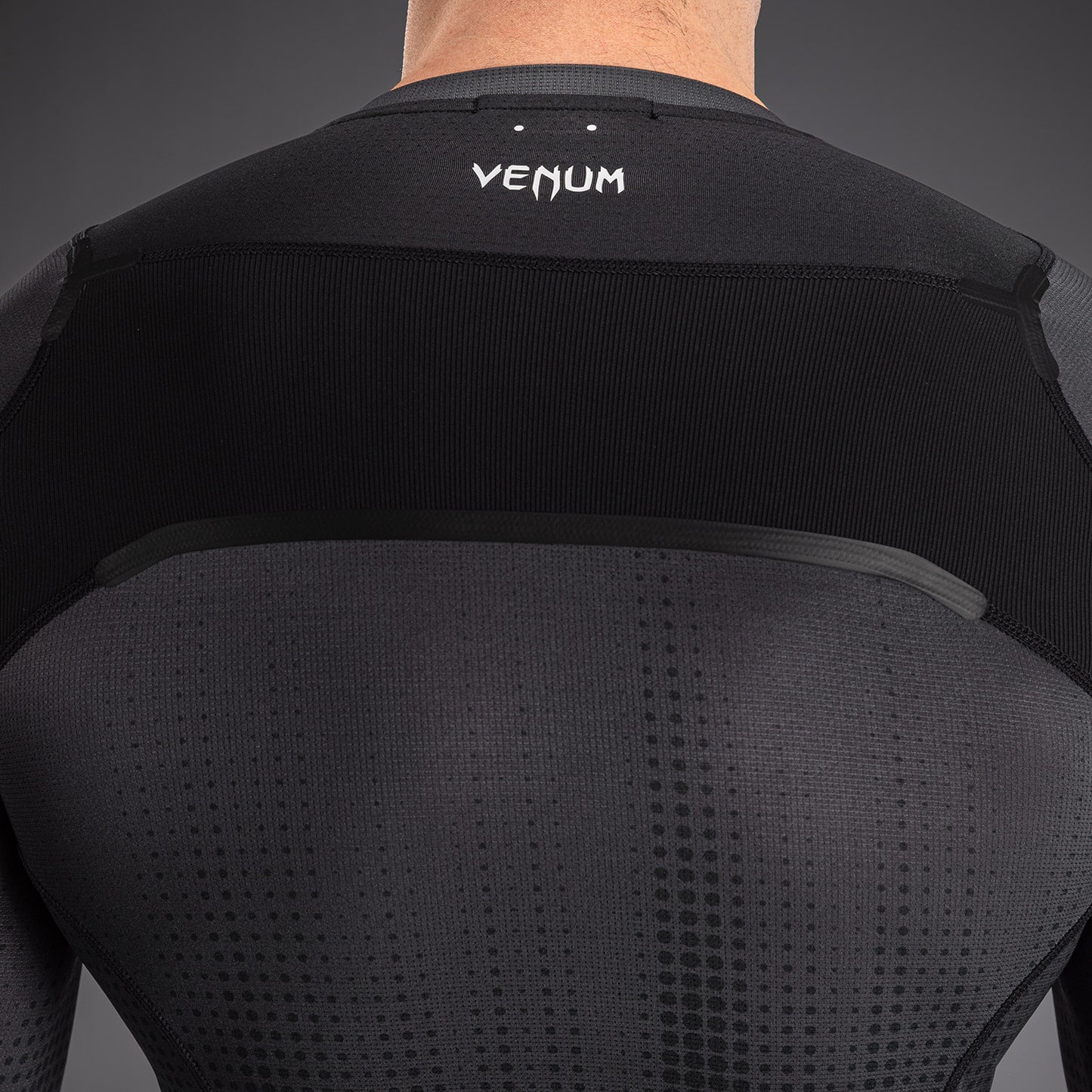 Venum Stealth Long Sleeve Rashguard - Black/White