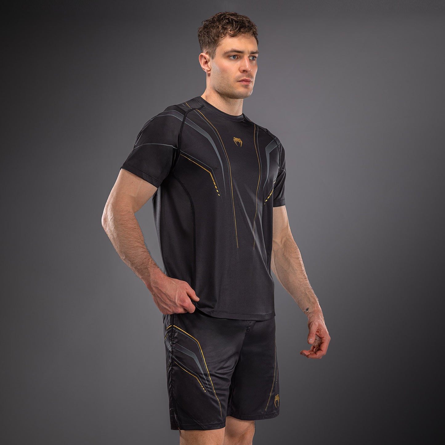 Venum Streamline Dry-Tech T-Shirt - Black/Gold