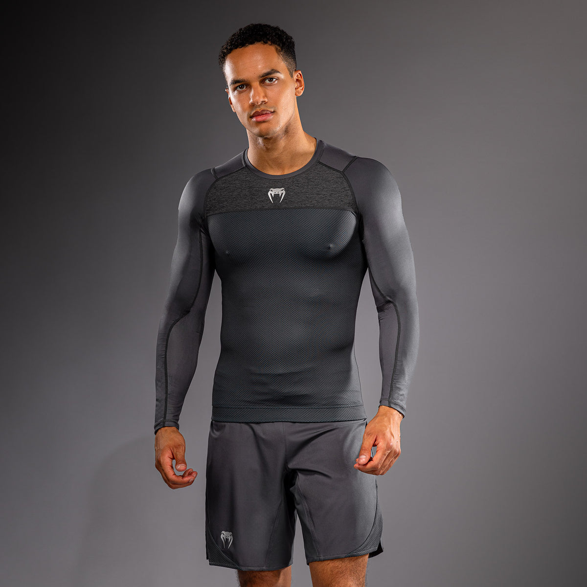 Venum G-Fit Scale Long Sleeve Rashguard - Grey