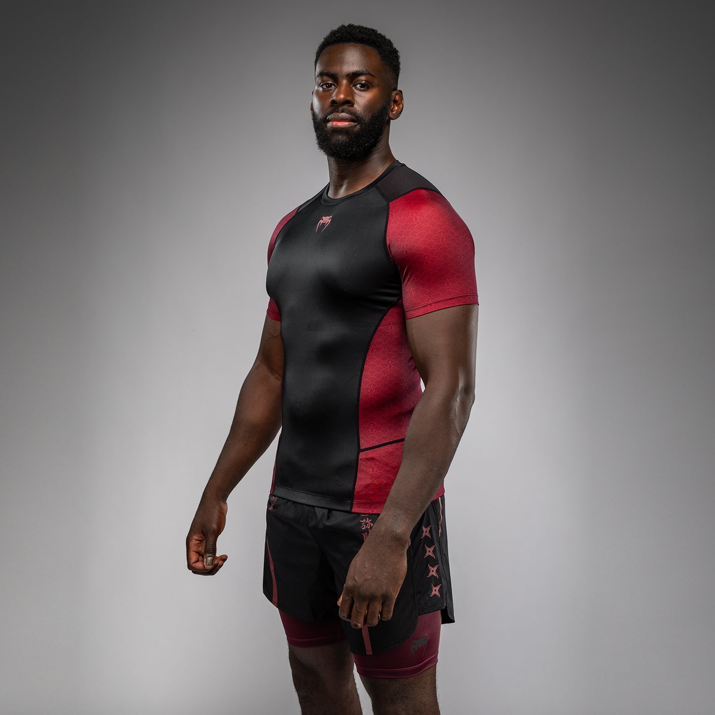 Venum x Assassin’s Creed Shadows Men’s Short Sleeve Rashguard - Burgundy/Black