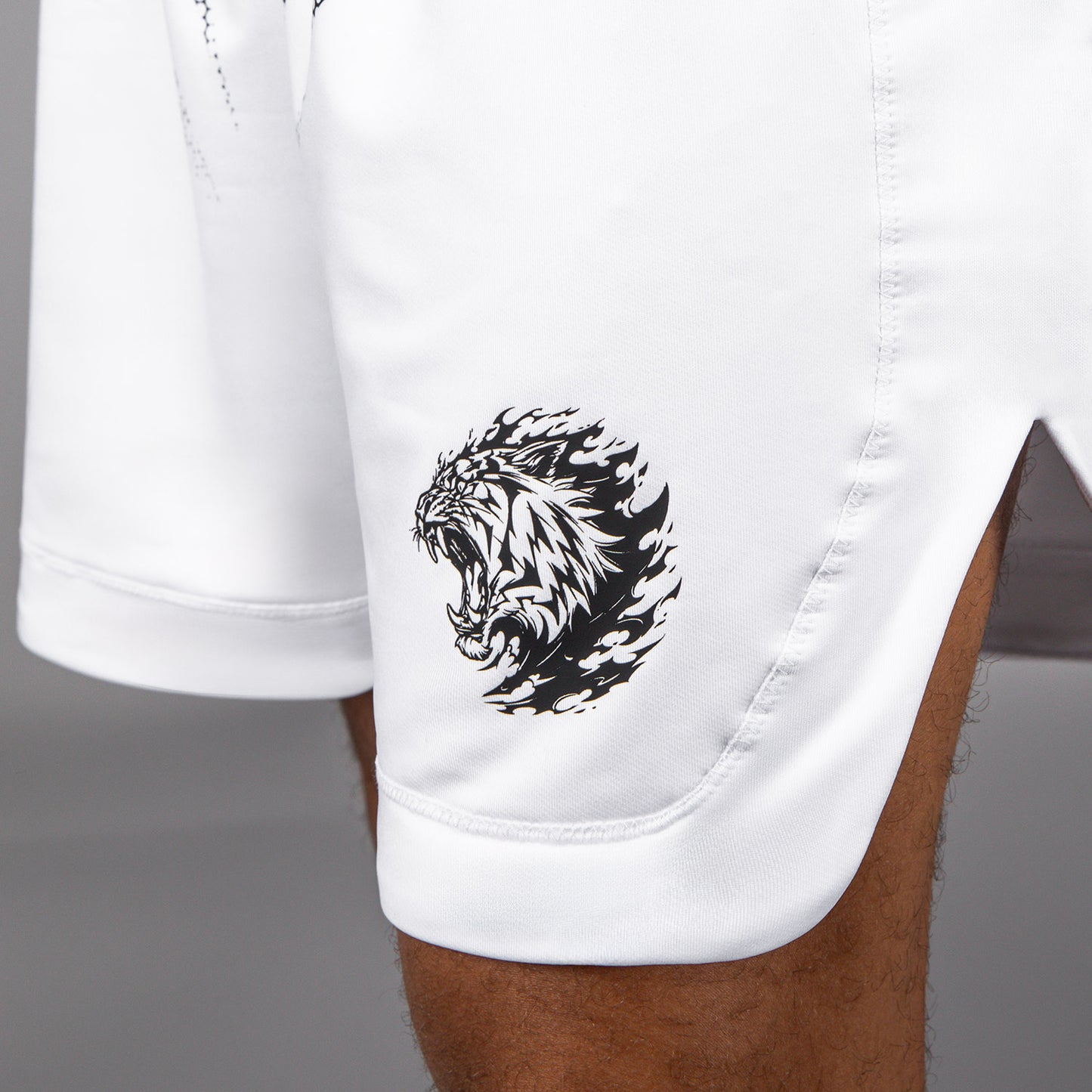 Venum x Mike Tyson Tiger Boxing Shorts - Optical White/Deep Black