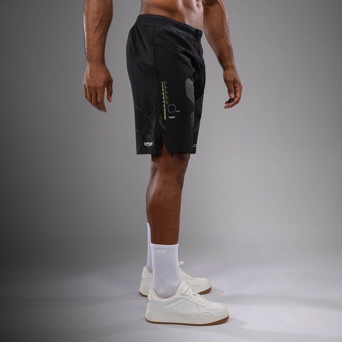 Venum Training Camp 4.0 Training Short - Black/Neon Green