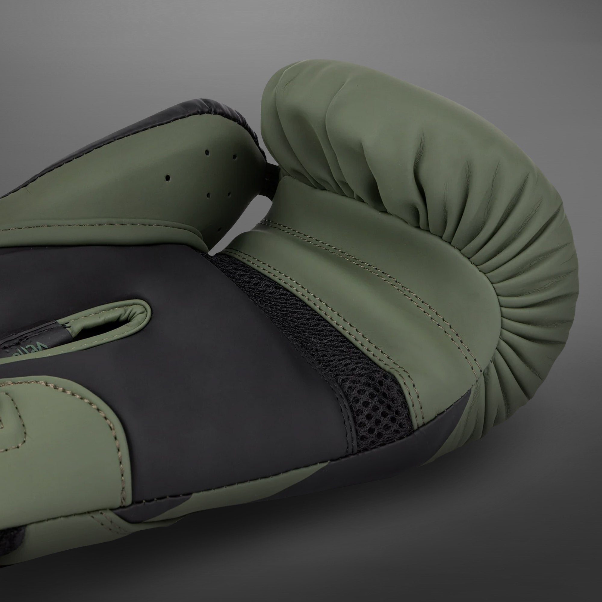 Venum Challenger 4.0 Boxing Gloves - Khaki/Black - Venum Asia