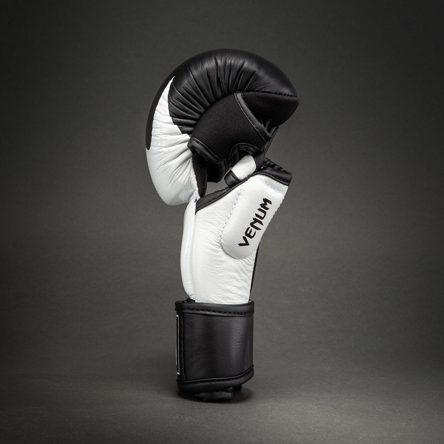 Venum Attack 2.0 Sparring Gloves Leather - Black/White - Venum Asia