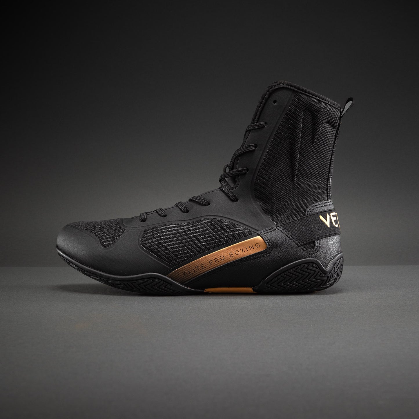 Venum Elite Neo Boxing Shoes - Black/Gold