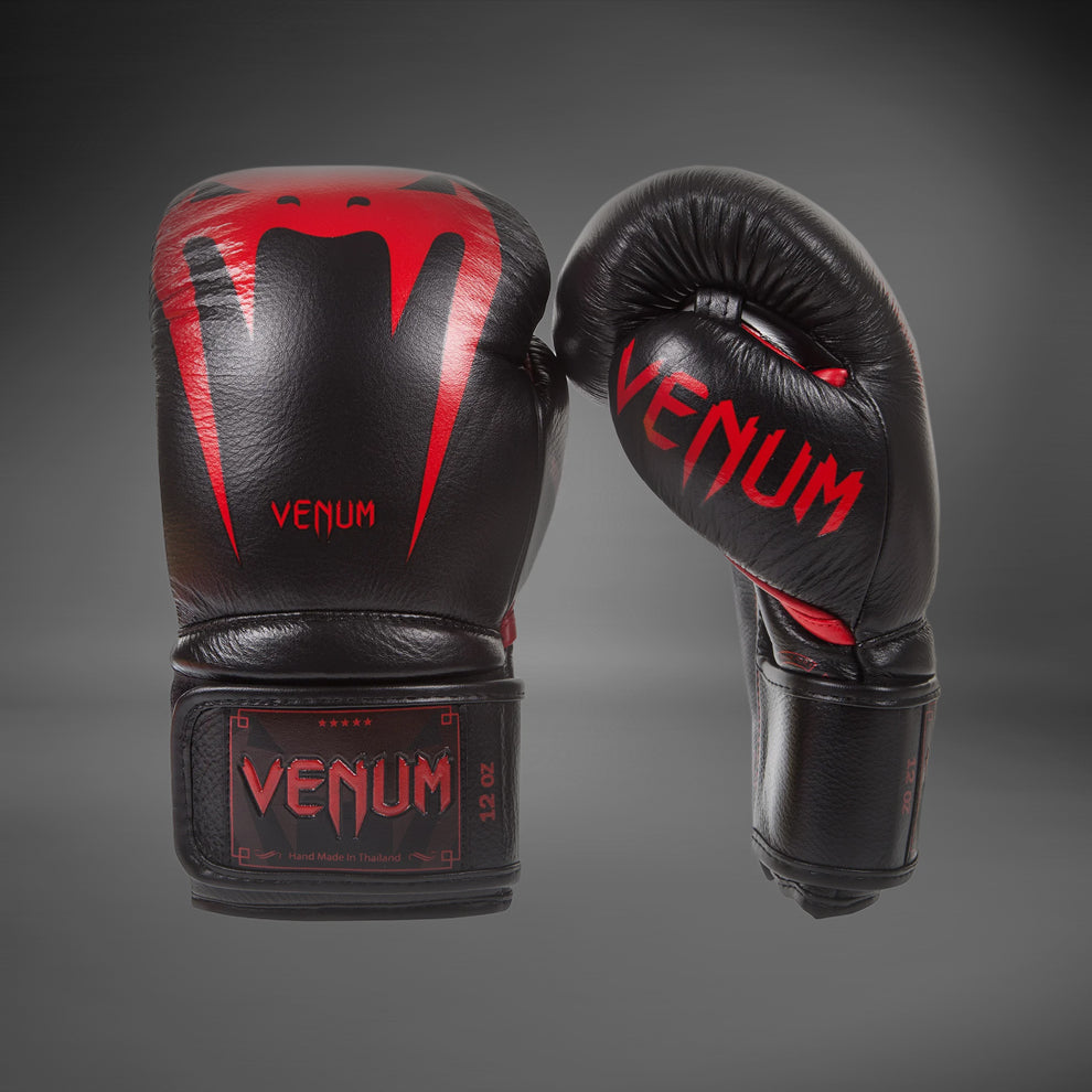 Venum Giant 3.0 Boxing Gloves - Nappa Leather Black Devil