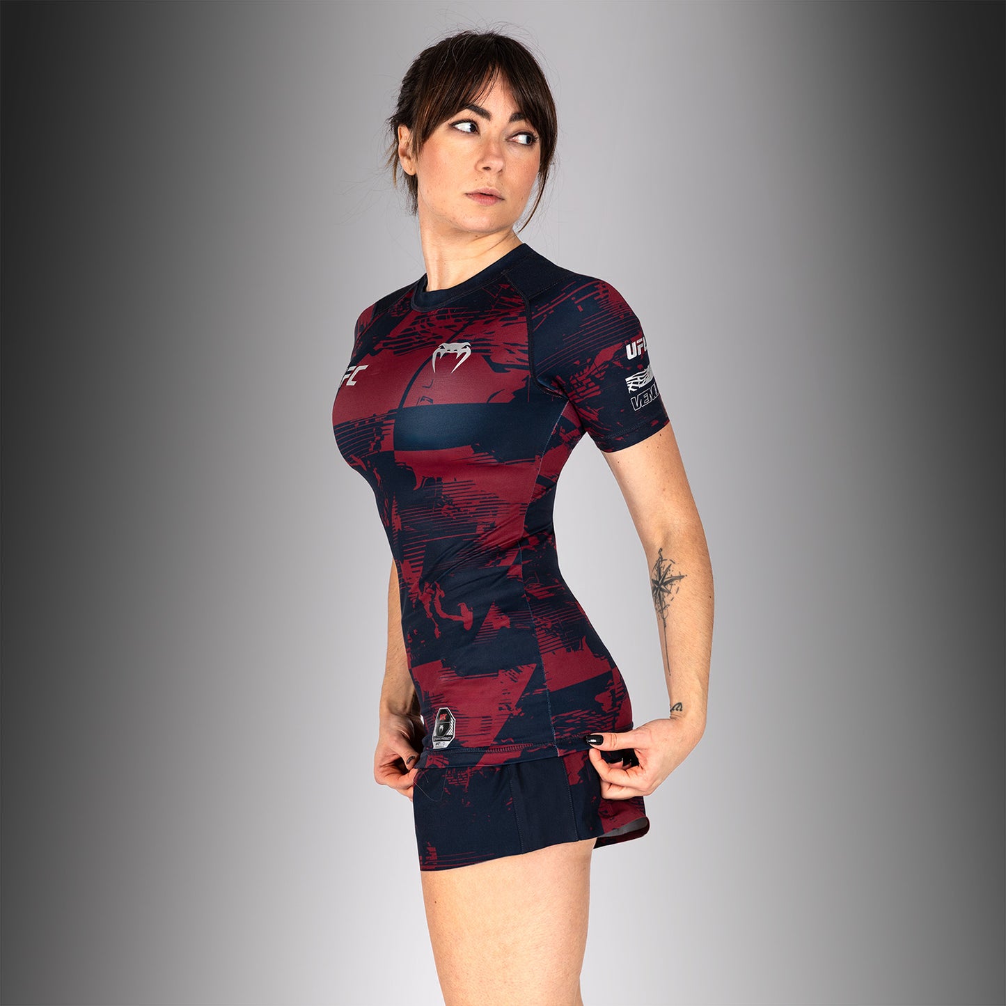 Women’s UFC Zenith by Venum Burgundy Authentic Fight Week Performance Short Sleeve Rashguard