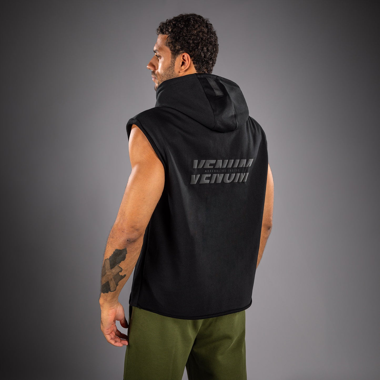 Venum Divide Sleeveless Hoodie - Black