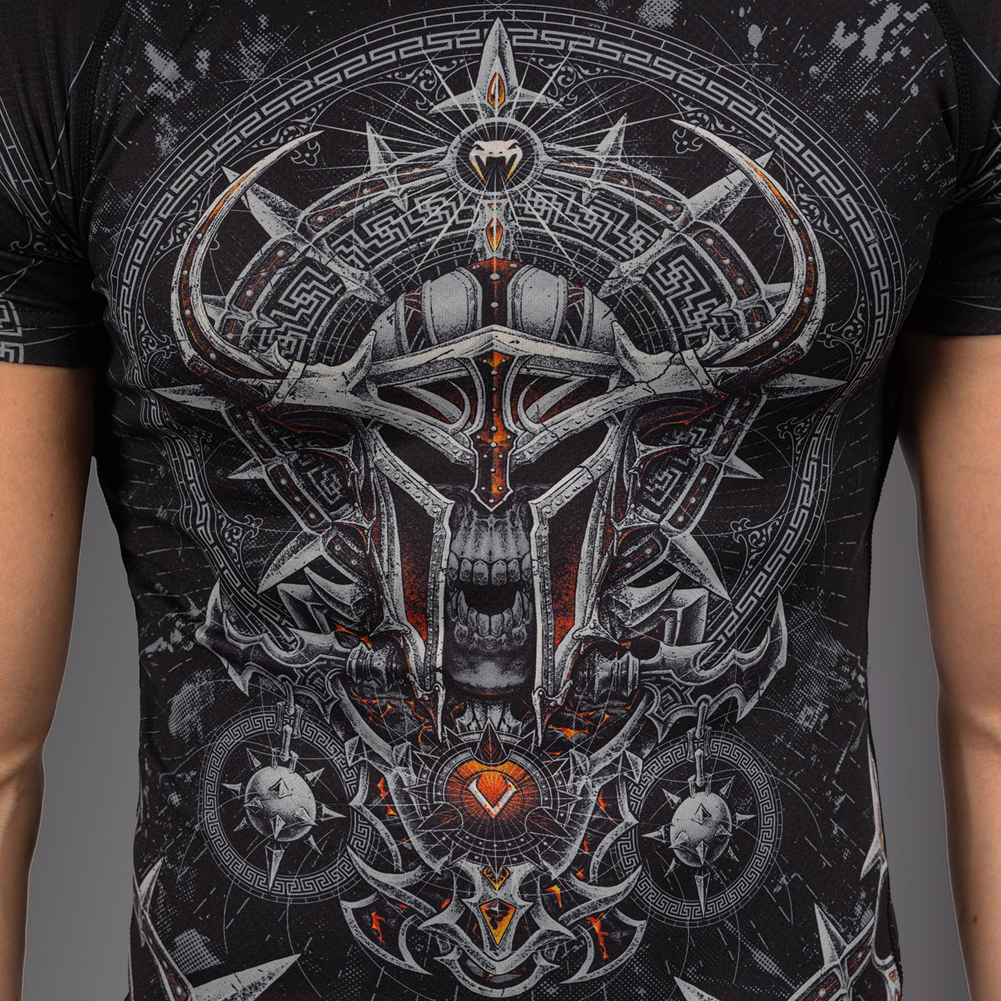 Venum Gladiator 5.0 Men's Short Sleeve Rashguard - Black/Silver