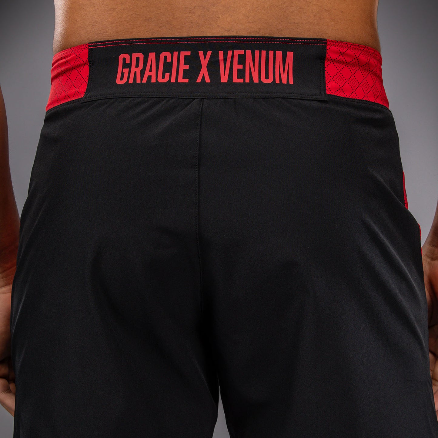 Venum x Roger Gracie Signature Fightshorts - Black/Red
