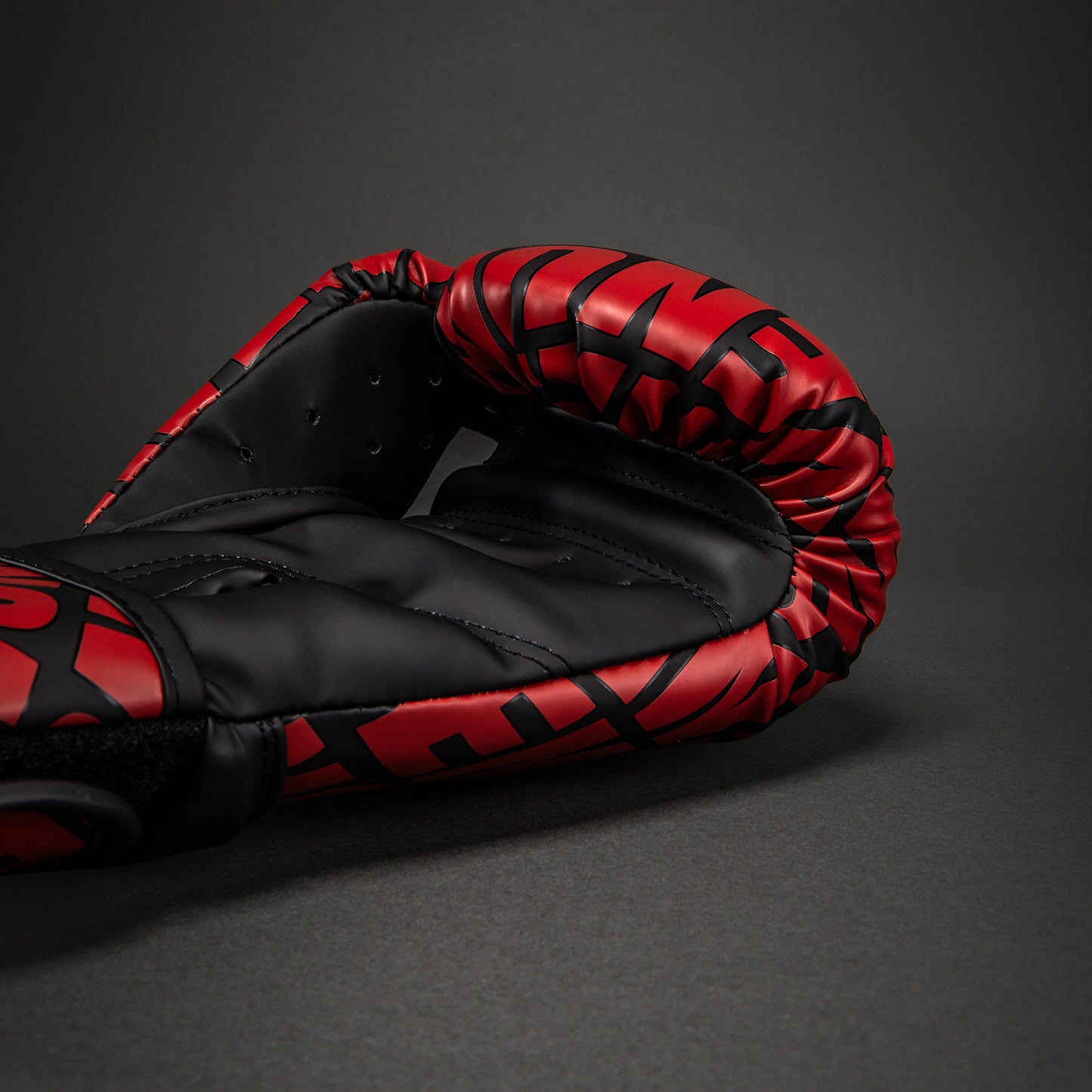 Venum Contender 1.5 XT 3D Kids Boxing Gloves - Black/Red
