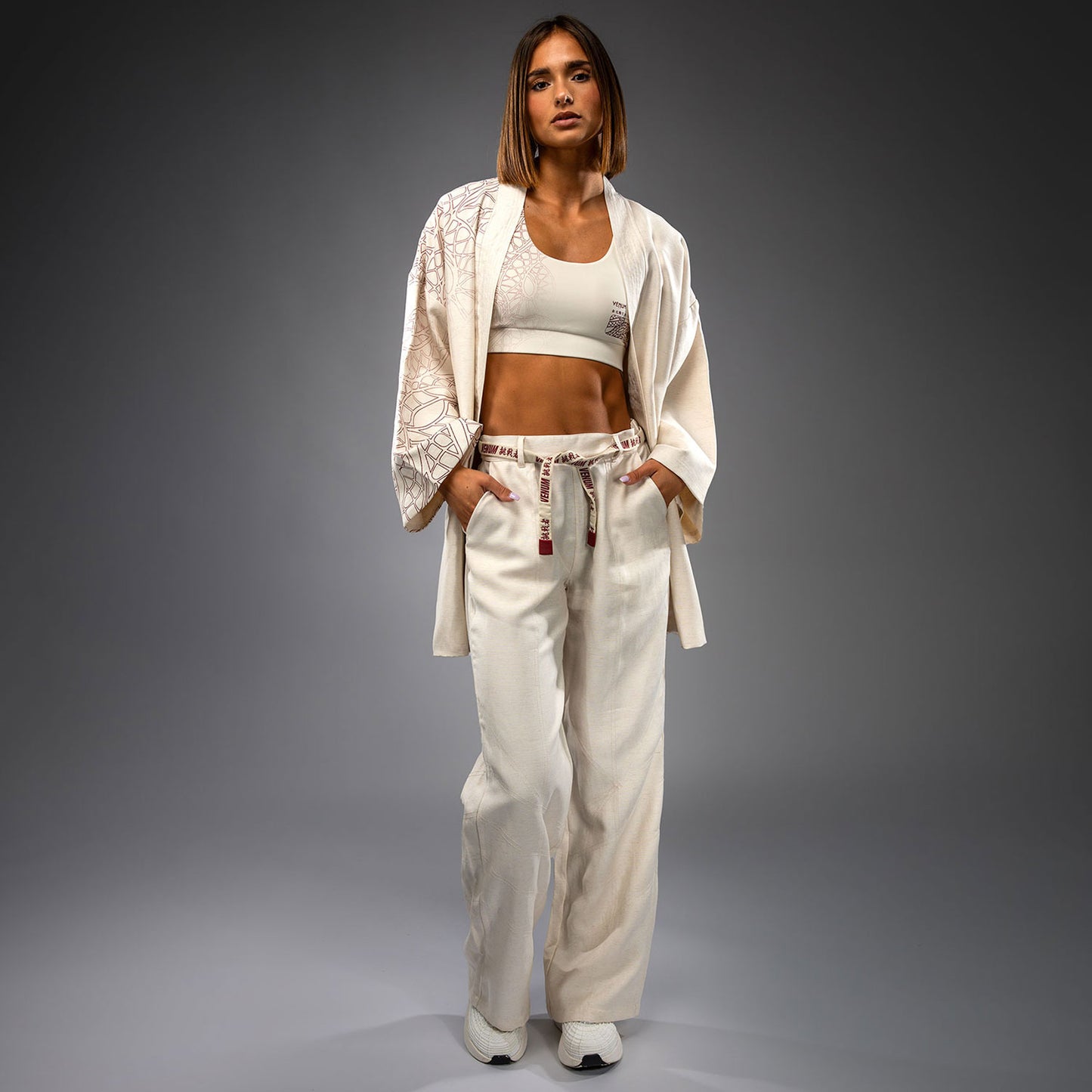 Venum Serpenti Women’s Jacket - Ivory/Burgundy