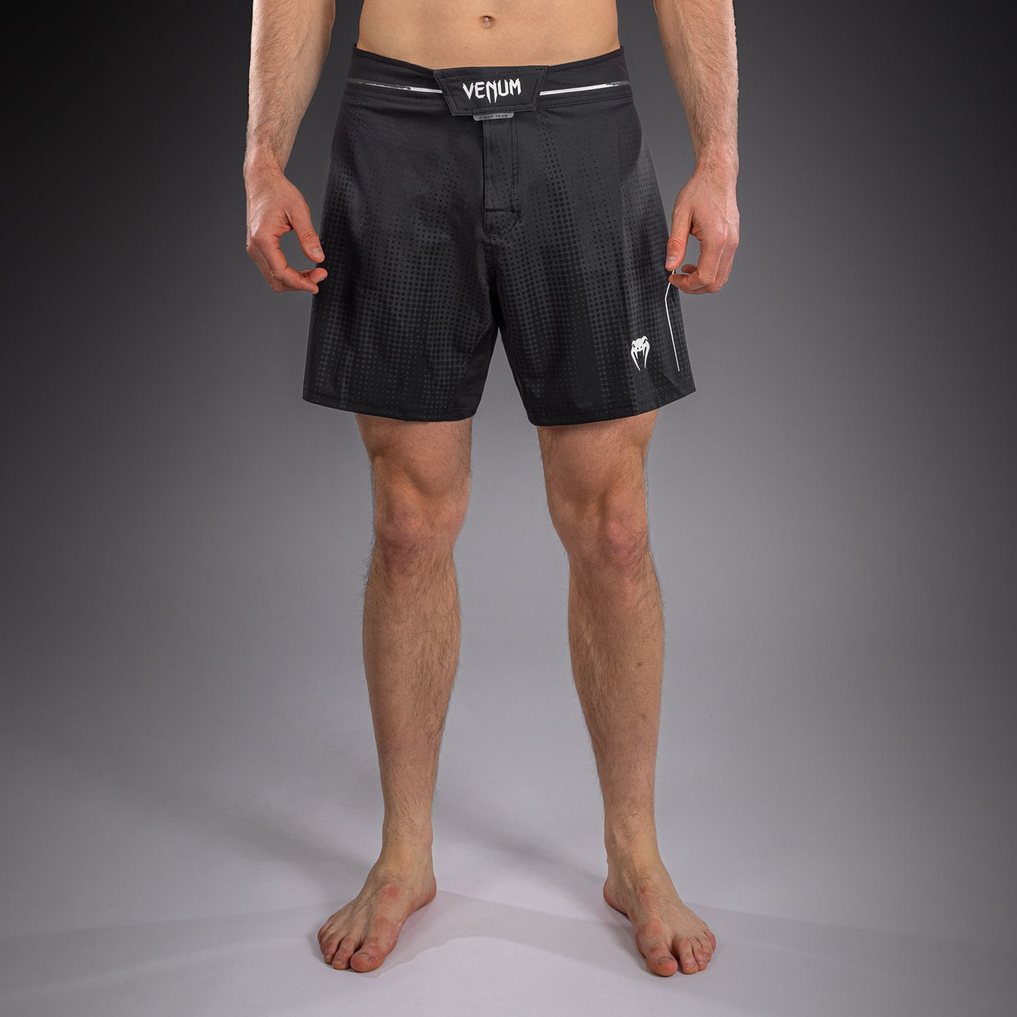 Venum Stealth Fightshorts - Black/White
