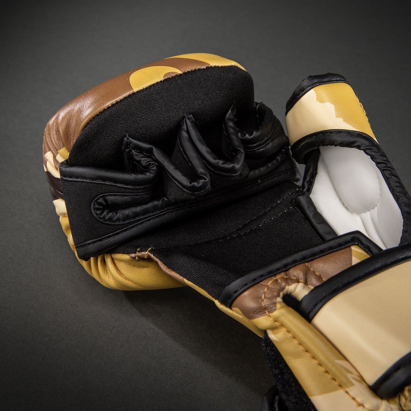 Venum Elite Camo Sparring Gloves - Light Beige/Brown
