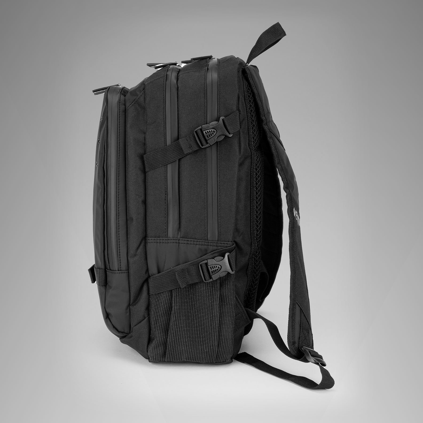 Venum Challenger Pro Evo BackPack - Black/White - Venum Asia