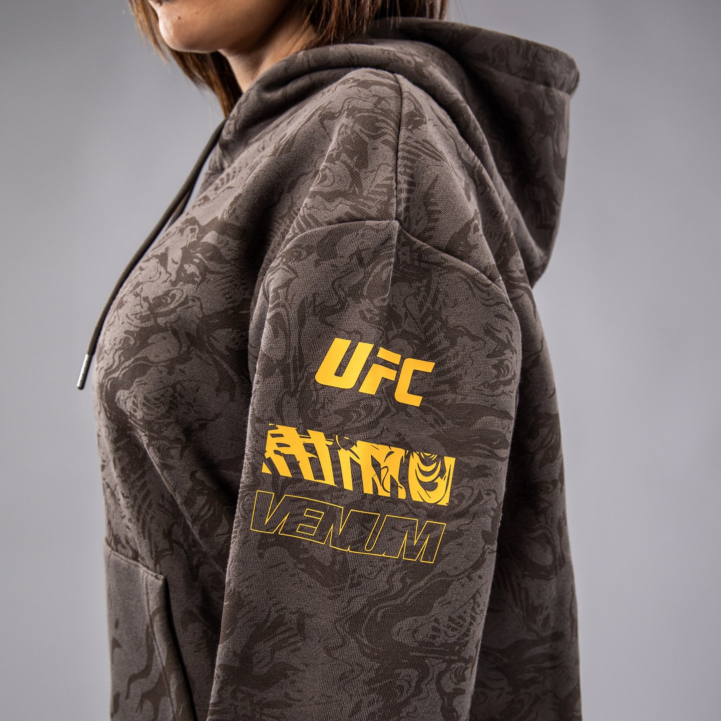 UFC Fusion by Venum Fight Week Women’s Pullover Hoodie - Earthen Brown